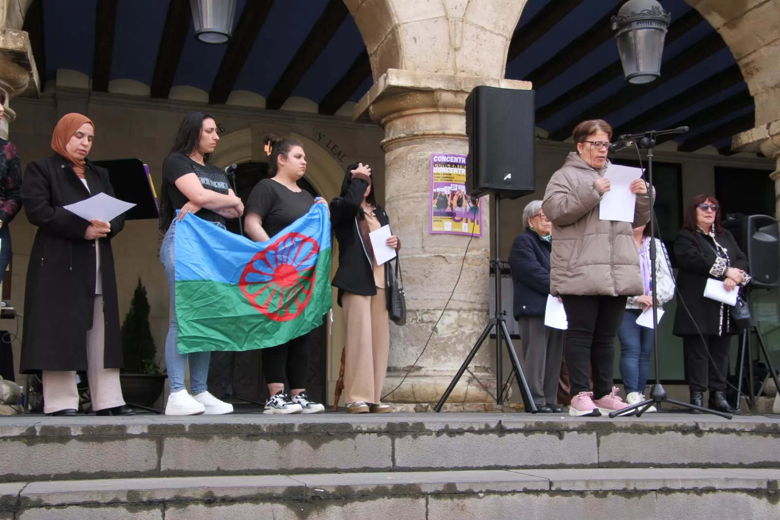 Día Internacional de la Mujer en Monzón. Foto Carlos Neofato