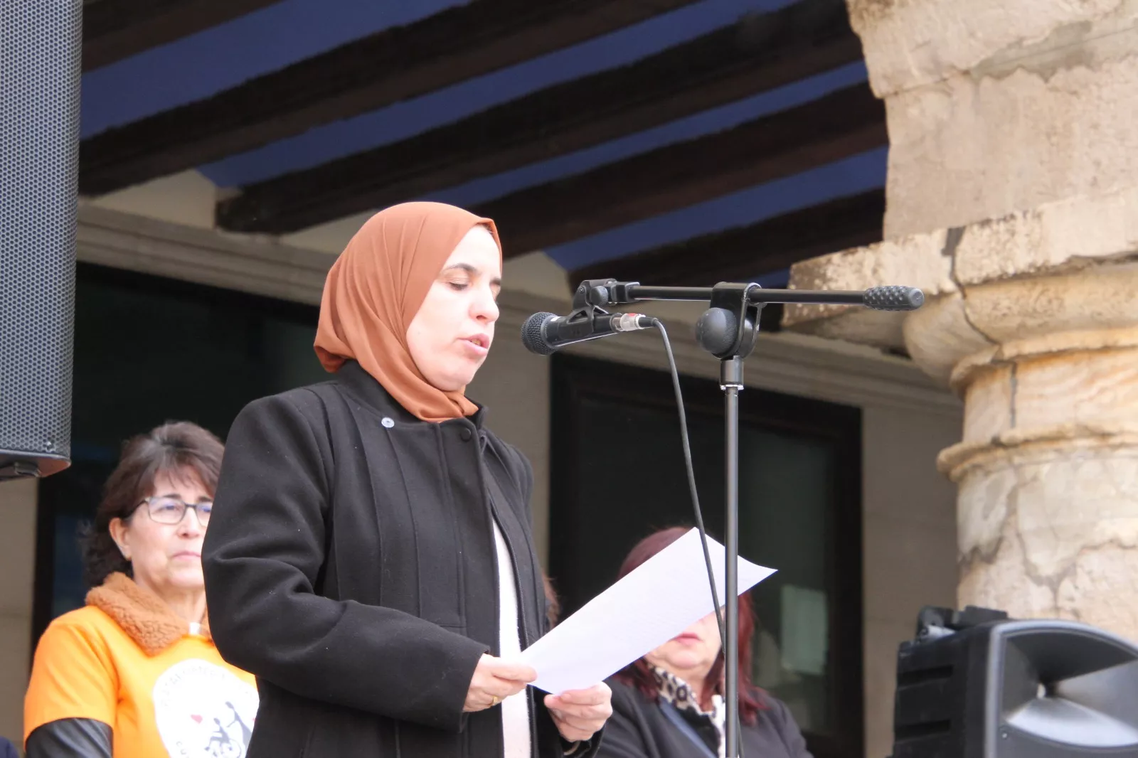 Día Internacional de la Mujer en Monzón. Foto Carlos Neofato