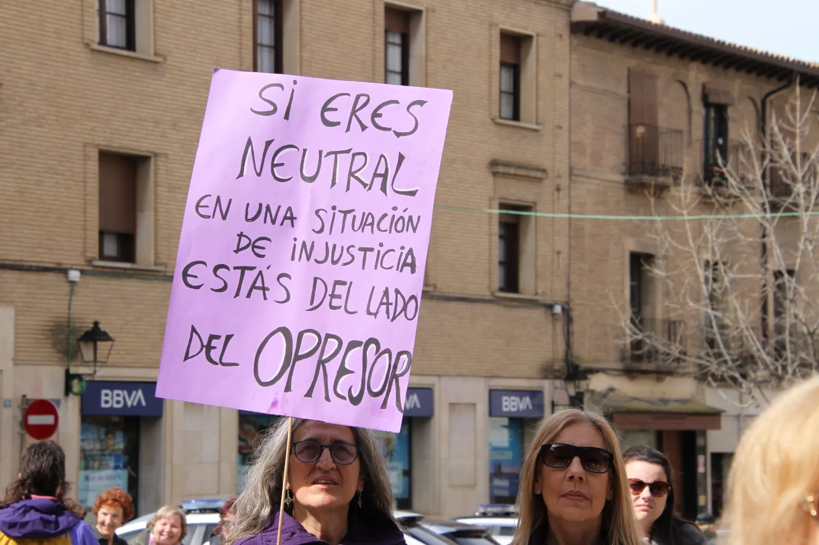 Día Internacional de la Mujer en Monzón. Foto Carlos Neofato