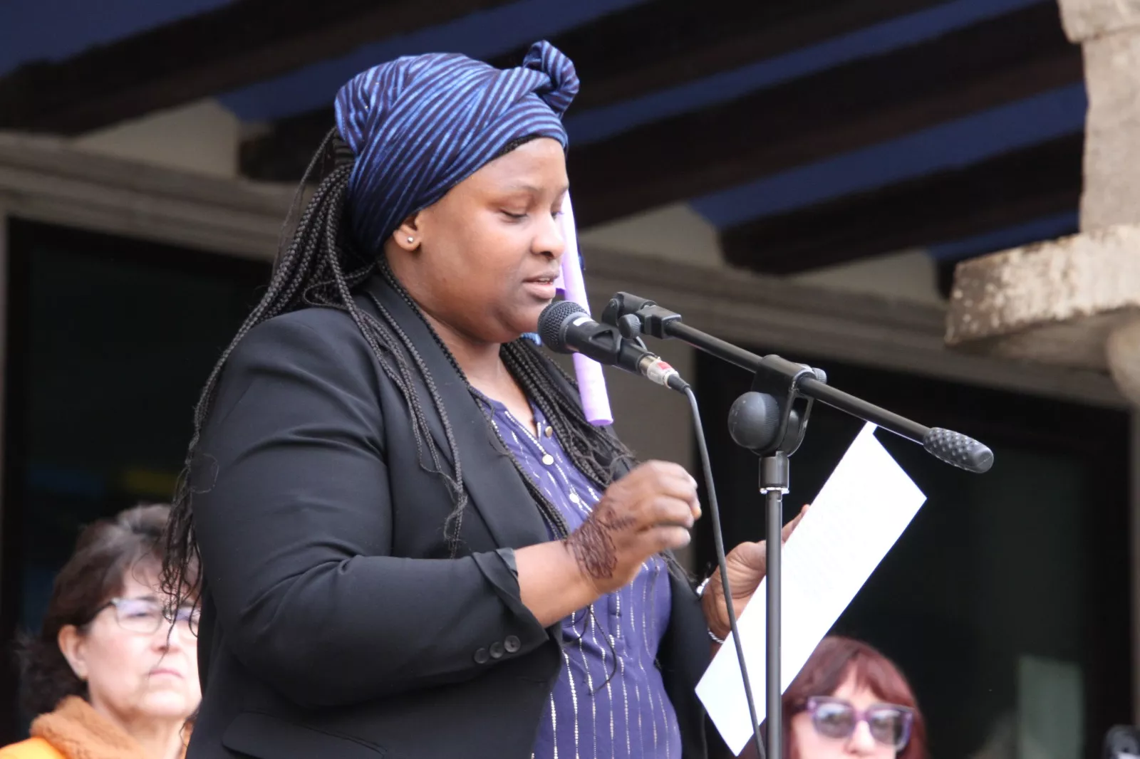 Día Internacional de la Mujer en Monzón. Foto Carlos Neofato