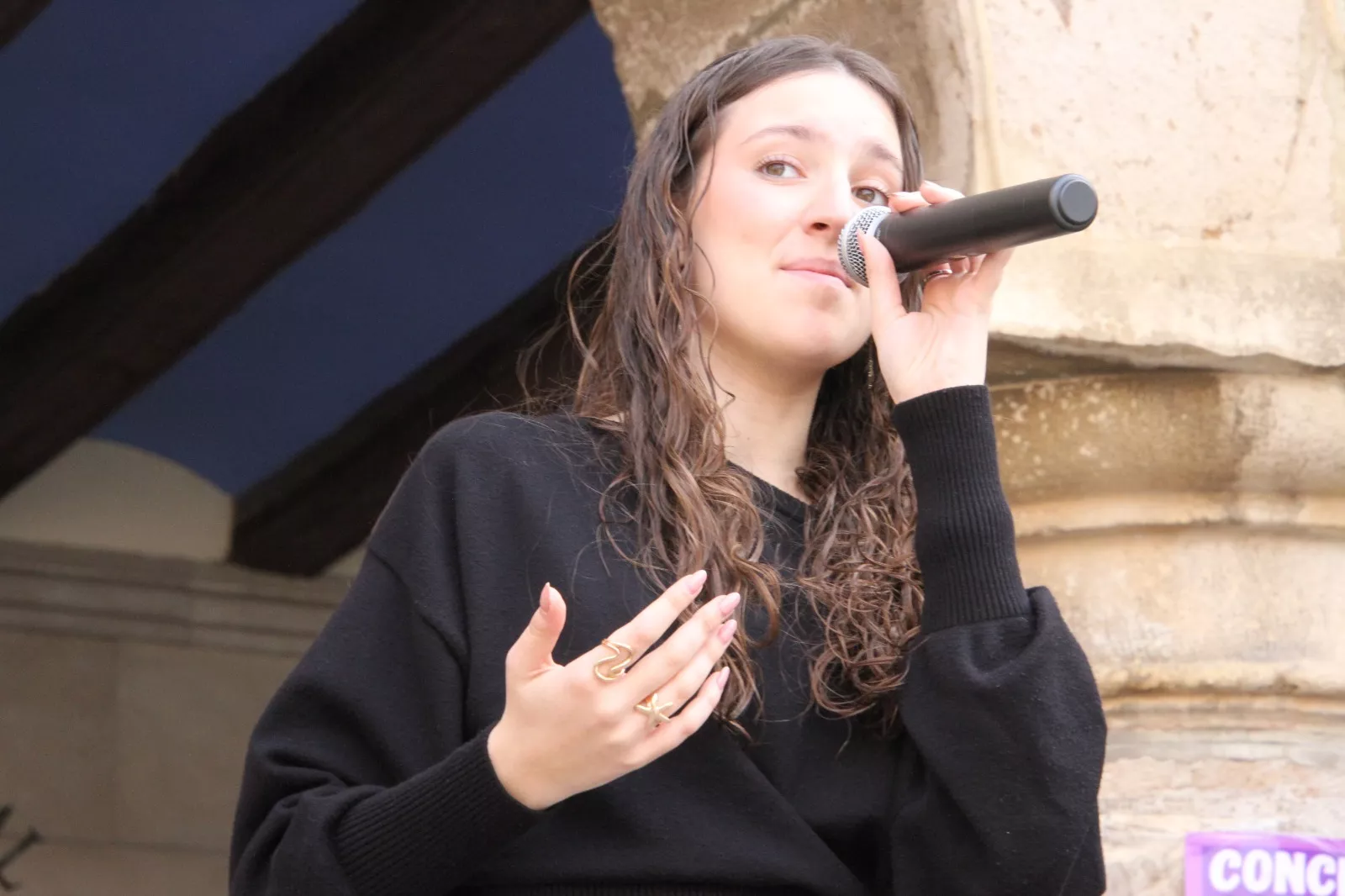 Día Internacional de la Mujer en Monzón. Foto Carlos Neofato