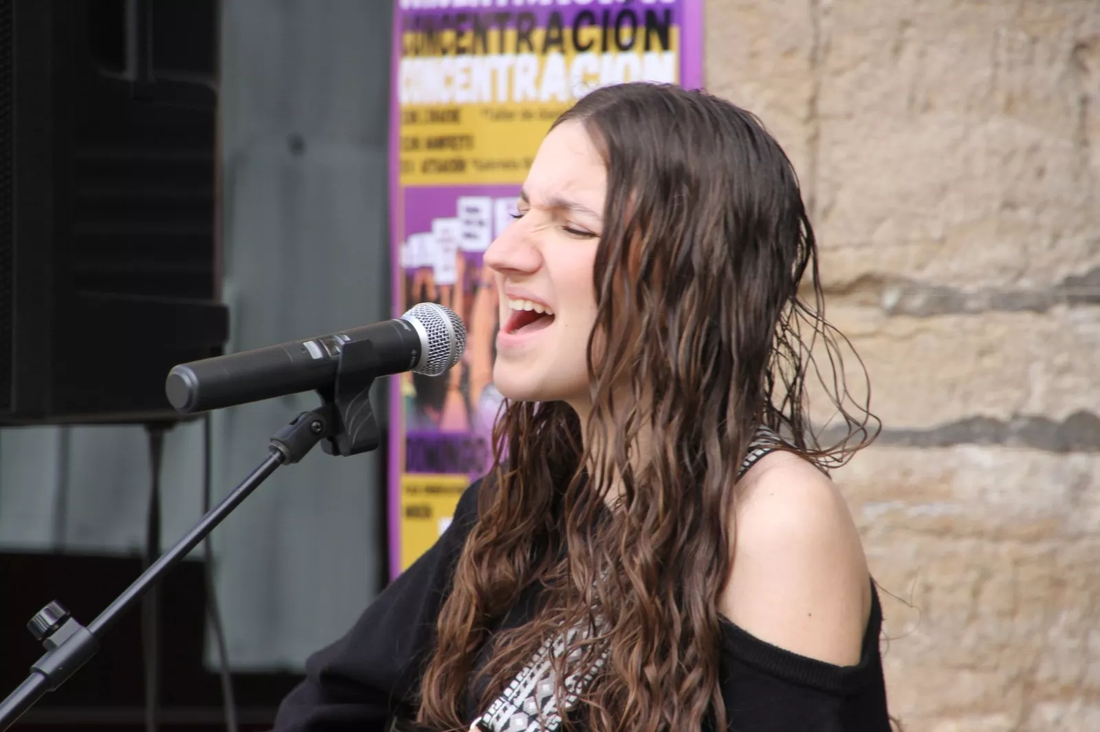 Día Internacional de la Mujer en Monzón. Foto Carlos Neofato