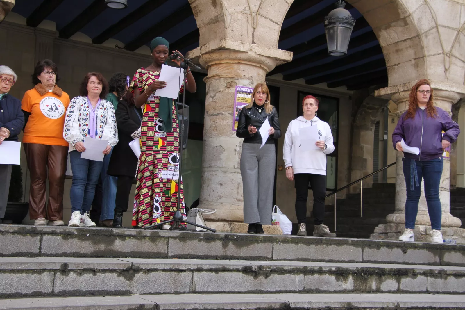 Día Internacional de la Mujer en Monzón. Foto Carlos Neofato