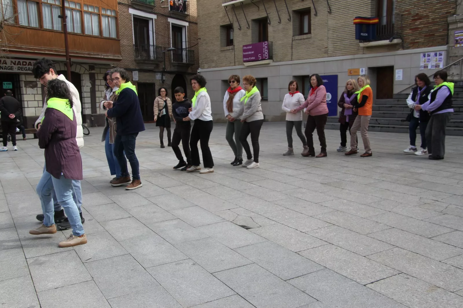 Día Internacional de la Mujer en Monzón. Foto Carlos Neofato