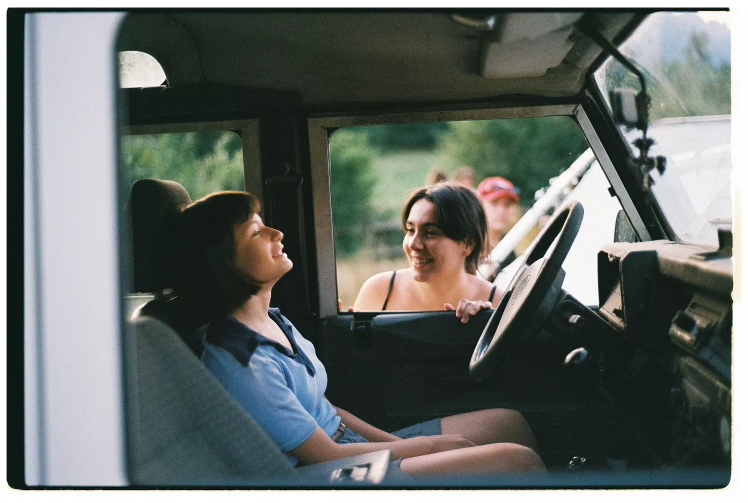 La directora, Marta Martín, y la actriz protagonista en el rodaje, Valentina Viteri.