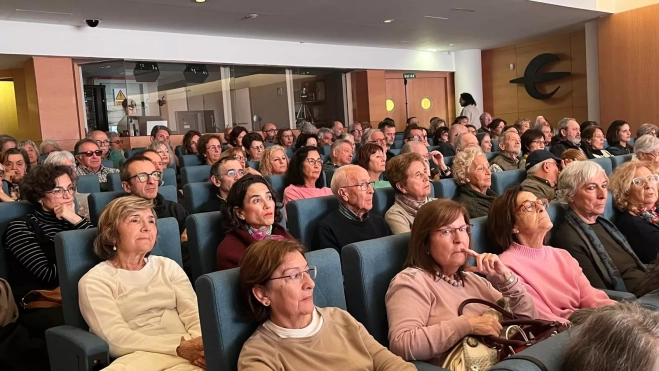 Público asistente a la conversación con la autora. Foto Mercedes Manterola