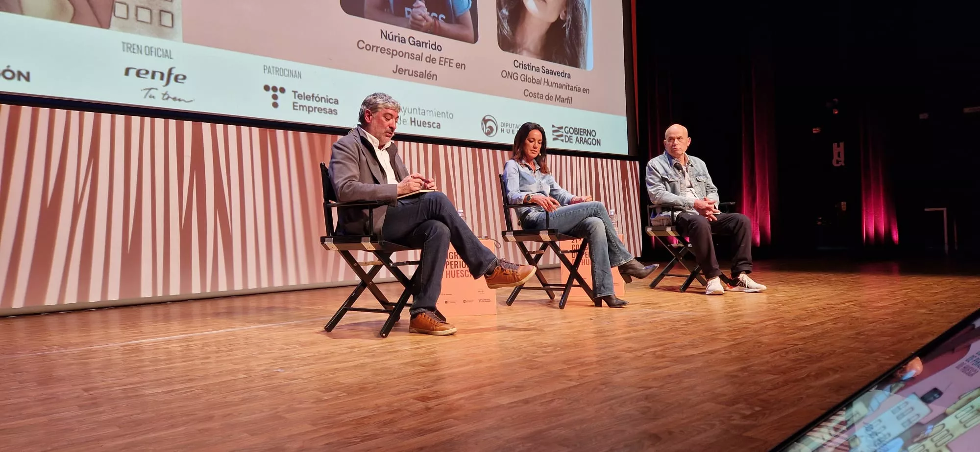 Ángel Gonzalo, Cristina Saavedra y Kayed Hammad. Foto Myriam Martínez