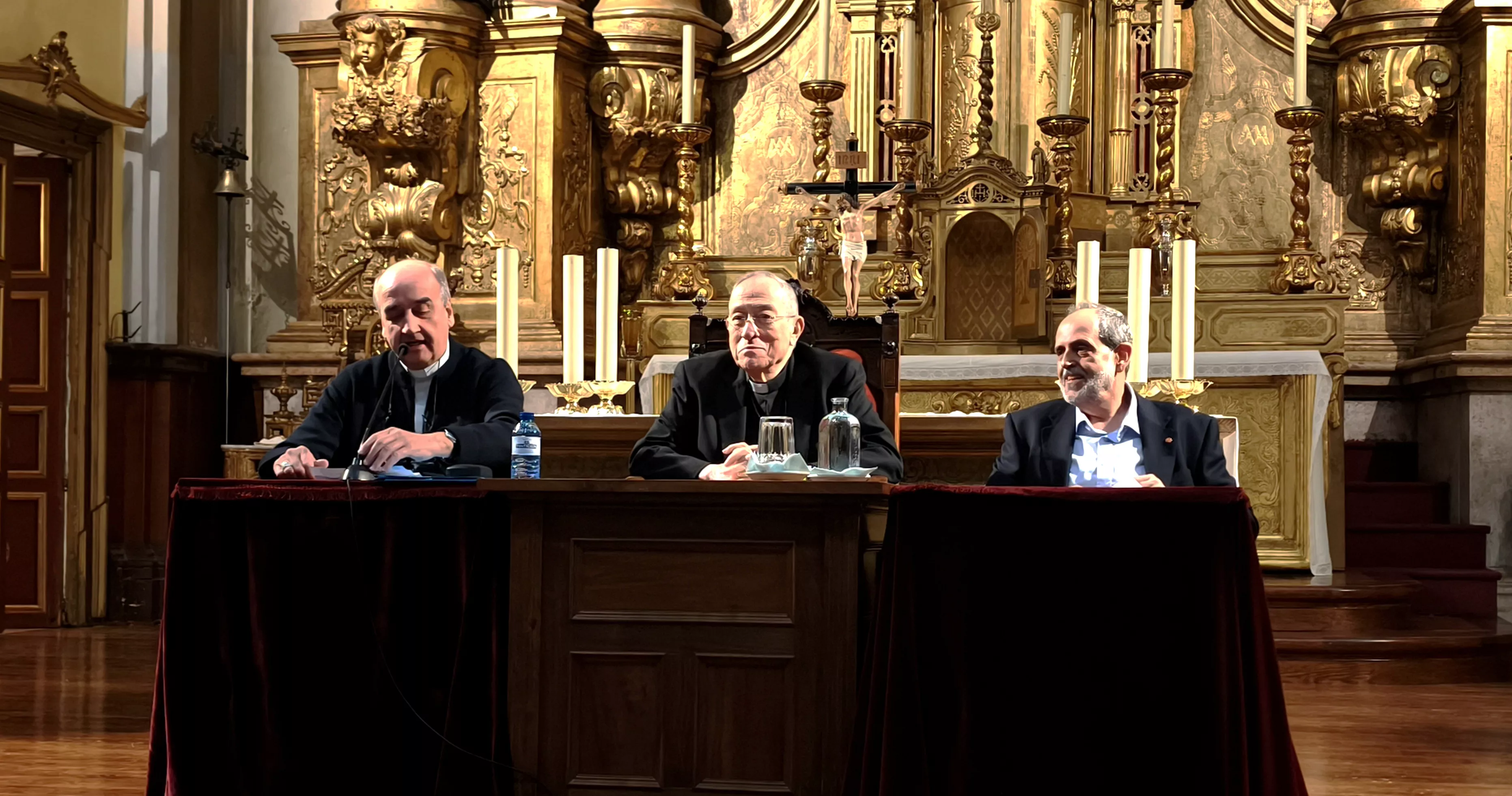 Conferencia del cardenal Óscar Andrés Rodríguez Maradiaga. Foto María José Sampietro