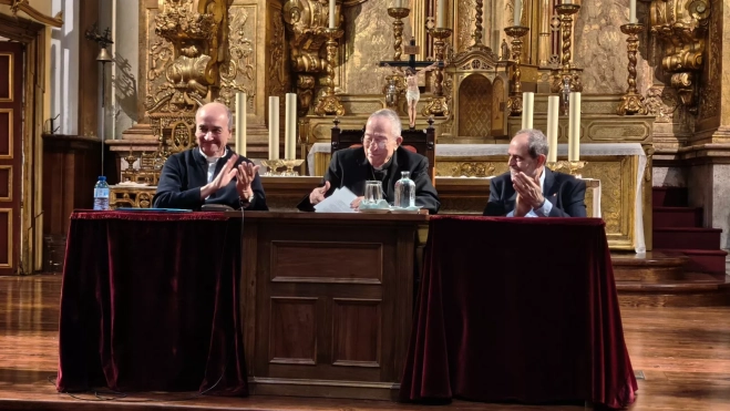 Obispo Padre Pedro, cardenal Madariaga y José Antonio Torres