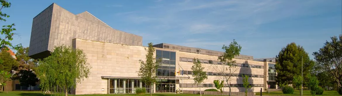 Edificio de la Escuela Politécnica Superior de Huesca.