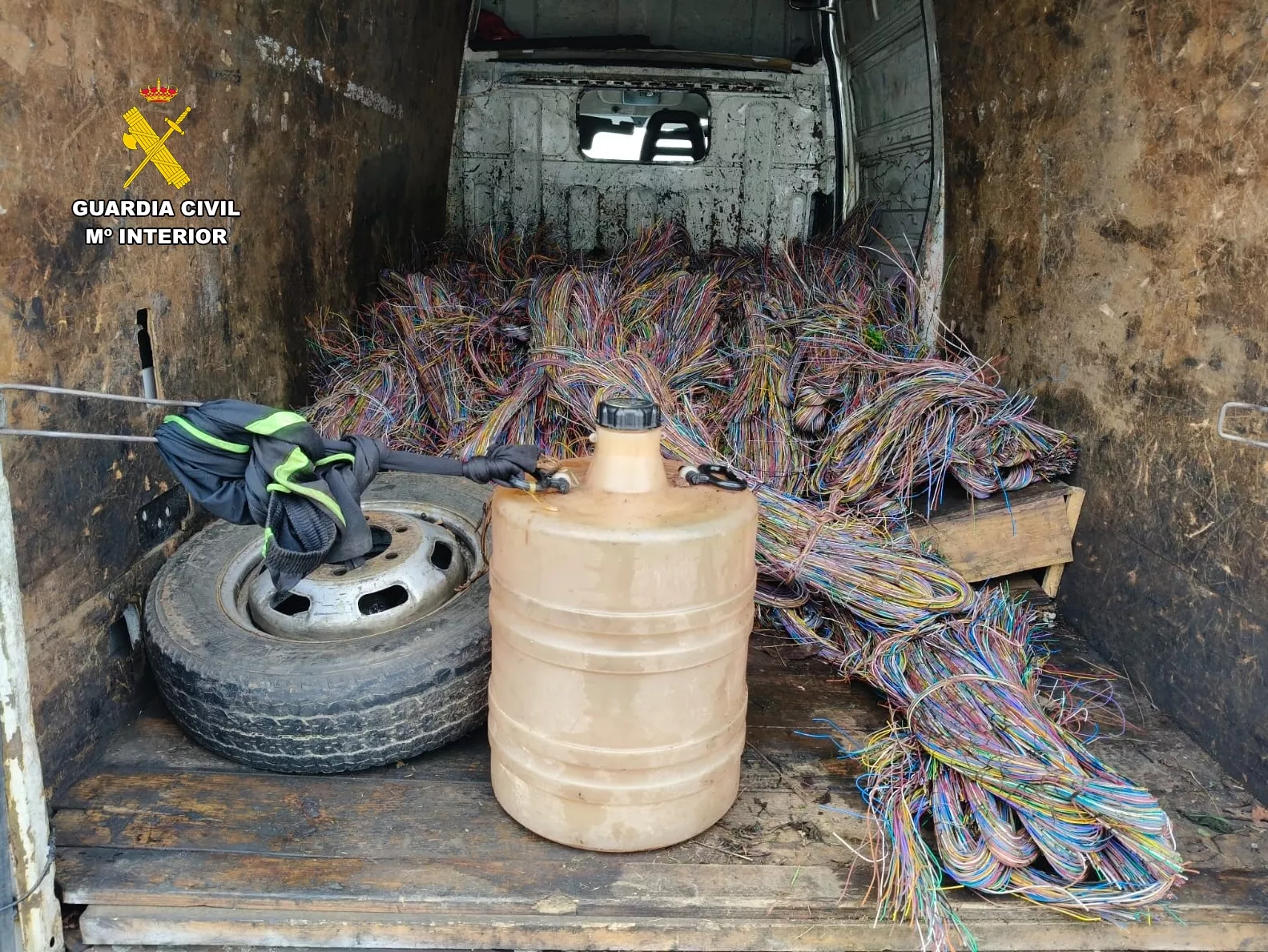 Dos investigados tras interceptar 2,3 toneladas de cobre en Fraga.