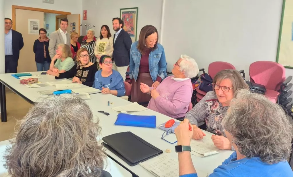 Susín destaca el papel del Hogar de Mayores de Monzón como referente social en el Cinca Medio.