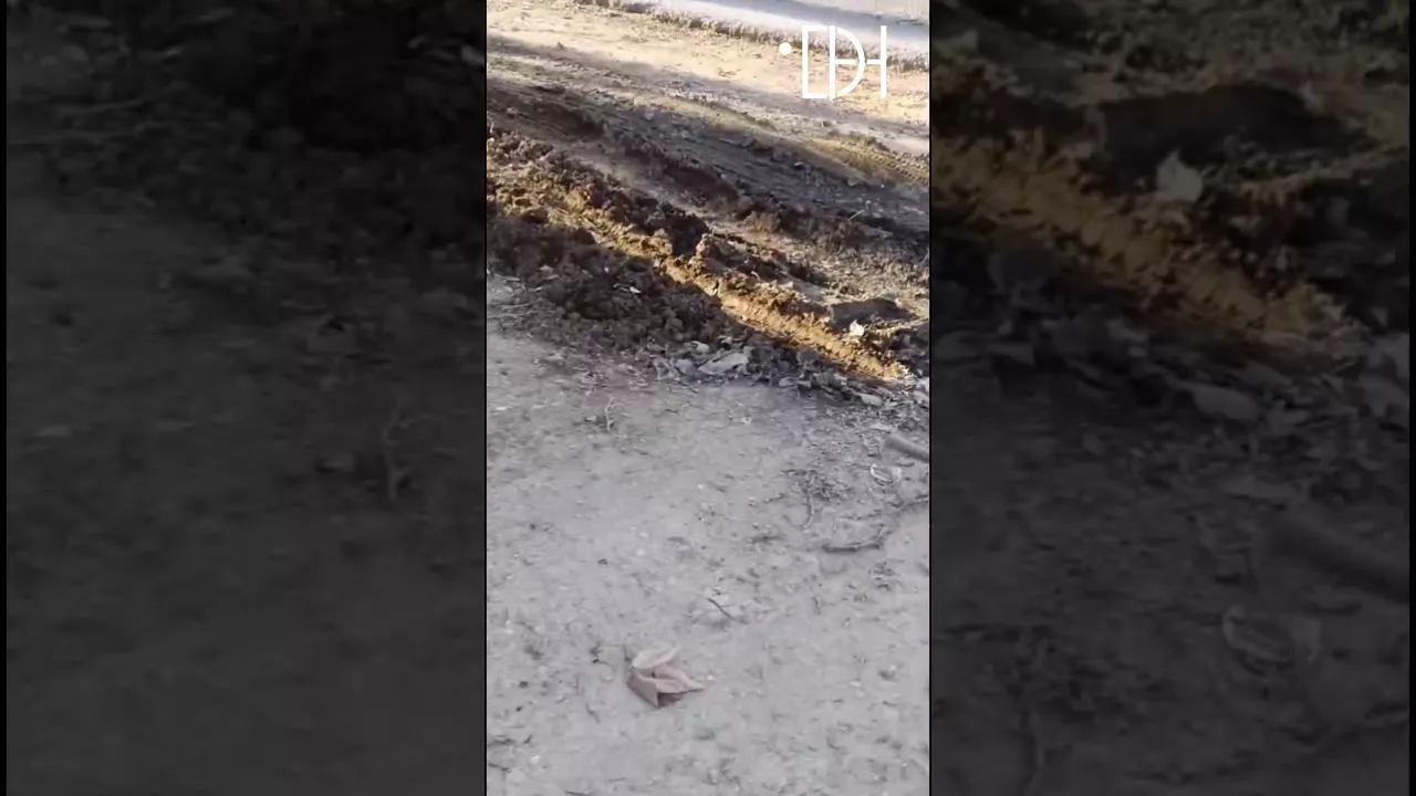 El aparcamiento de la Estación de Grañén, inservible