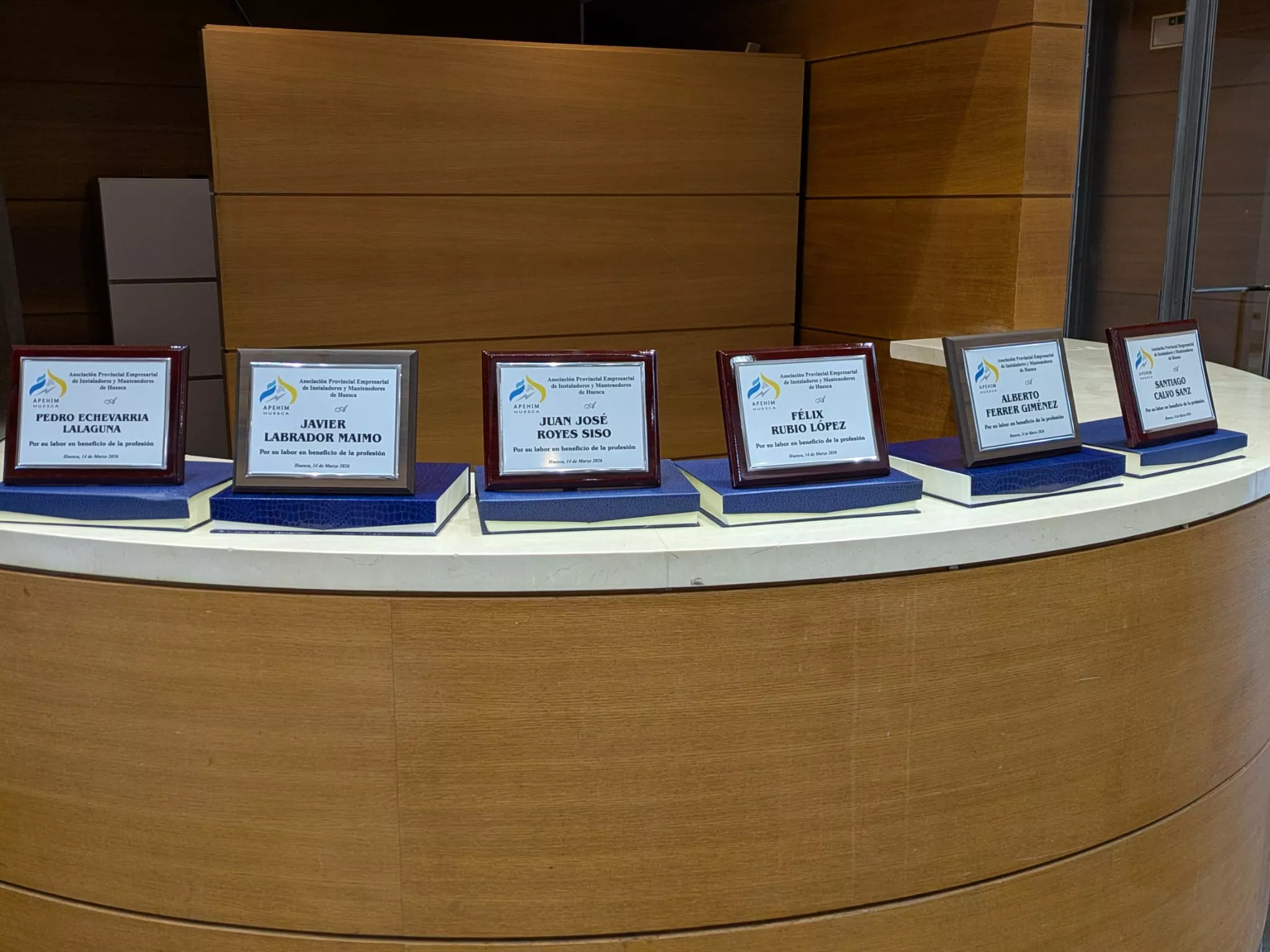 Homenajeados en la asamblea