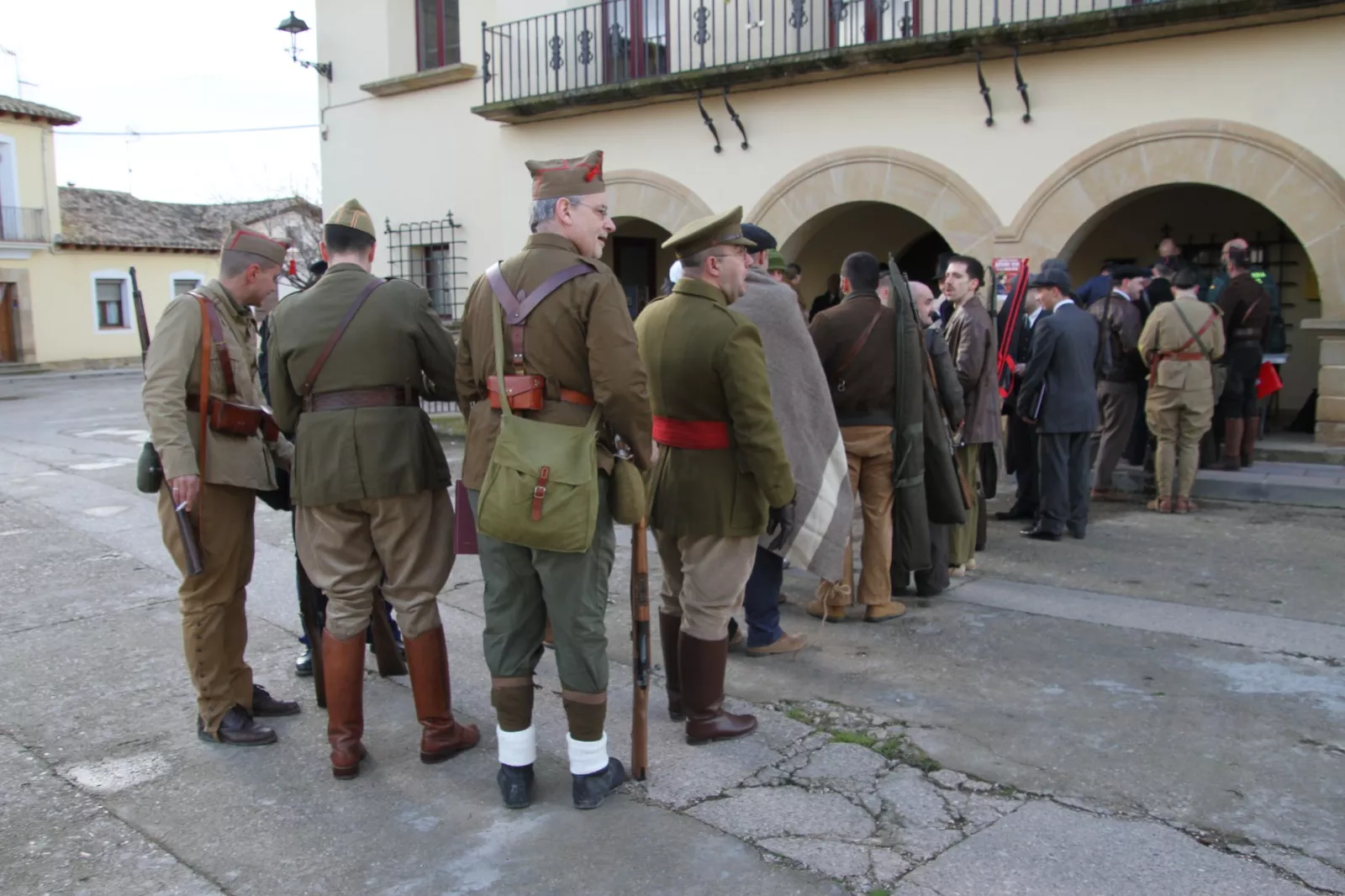Recreación en Siétamo de la guerra de 1936. Foto Carlos Neofato