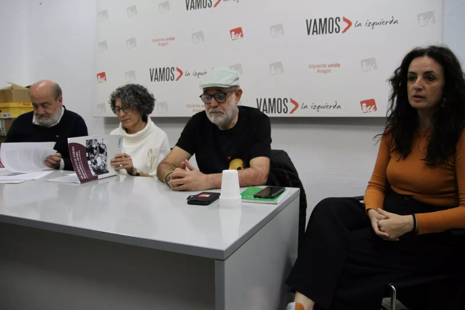 “Mujeres en el exilio: Represión y Olvido” en el espacio Rosa Luxemburgo. Foto Carlos Neofato “Mujeres en el exilio: Represión y Olvido” en el espacio Rosa Luxemburgo. Foto Carlos Neofato