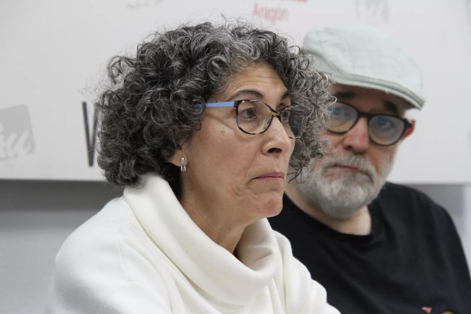 Charla “Mujeres en el exilio: Represión y Olvido” en el espacio Rosa Luxemburgo. Foto Carlos Neofato