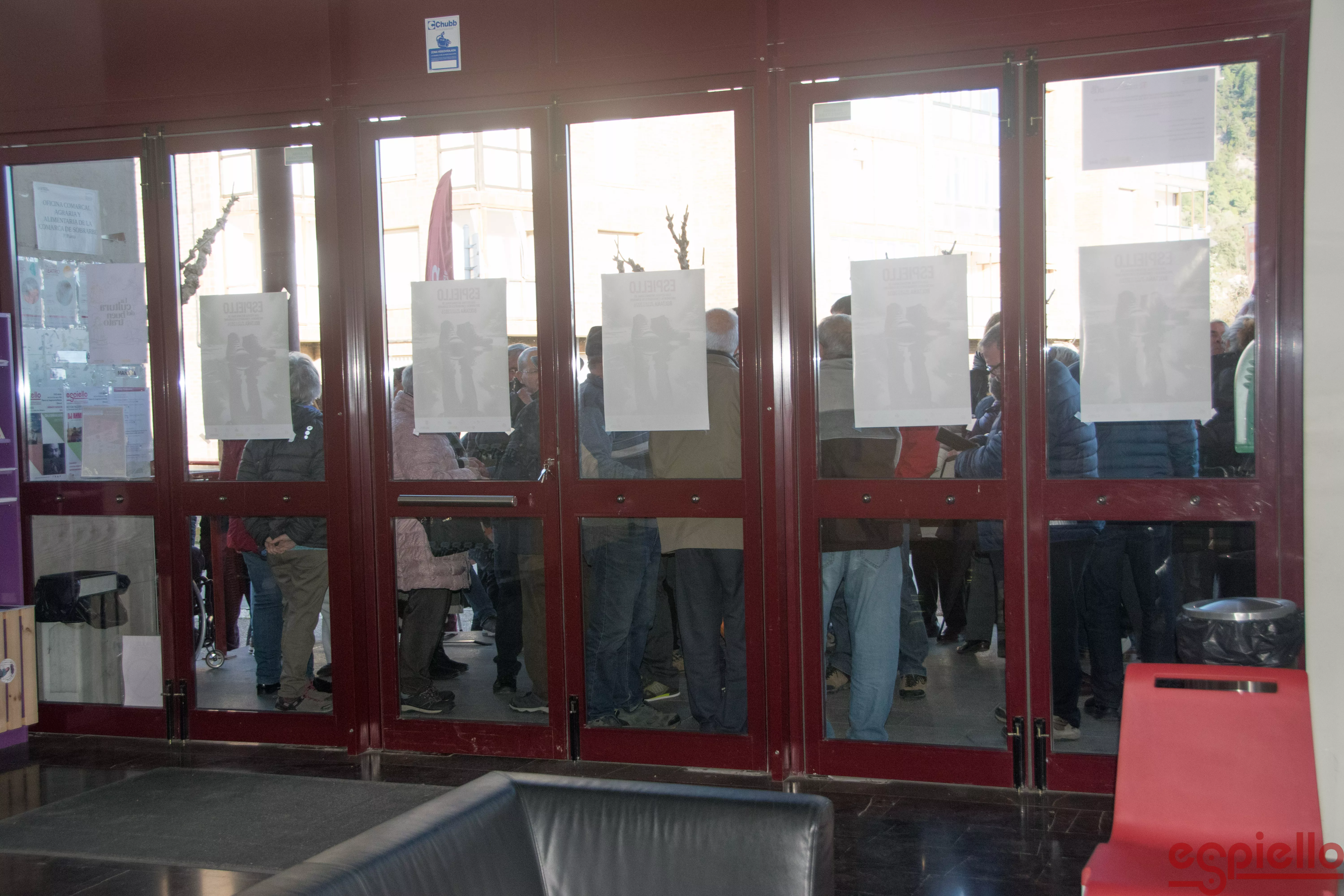 Estreno de la película "Con la tierra en los pies". Foto Espiello