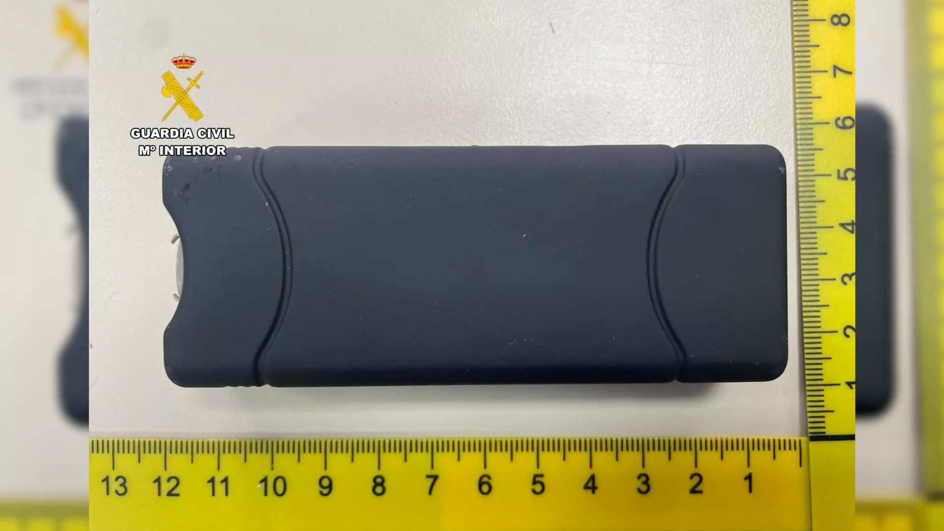 Material incautado a un grupo que secuestró a un joven en Ejea.