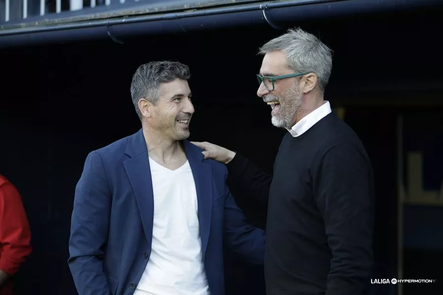 Funes y Bolo se saludan