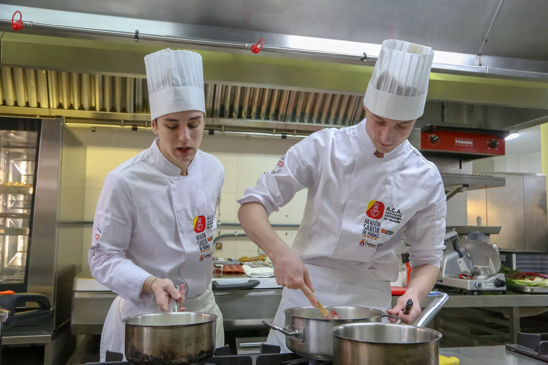 Certamen de Cocina Lorenzo Acín y Gala de los cocineros de Aragón. Foto David García-Agencia Almozara