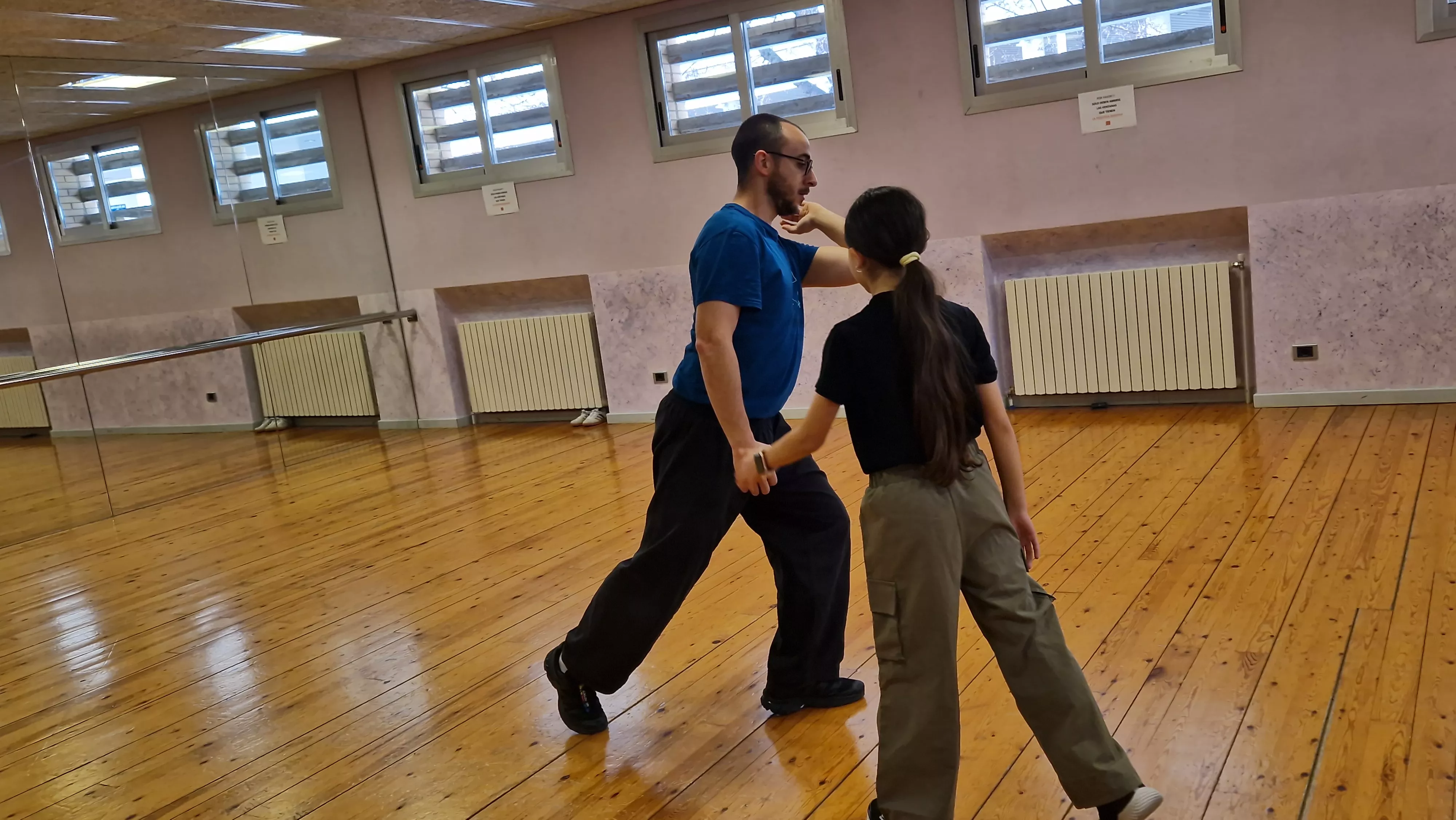 Ensayo del espectáculo de danza inclusiva de la Asociación Down para el Cosmos festival. Foto Myriam Martínez