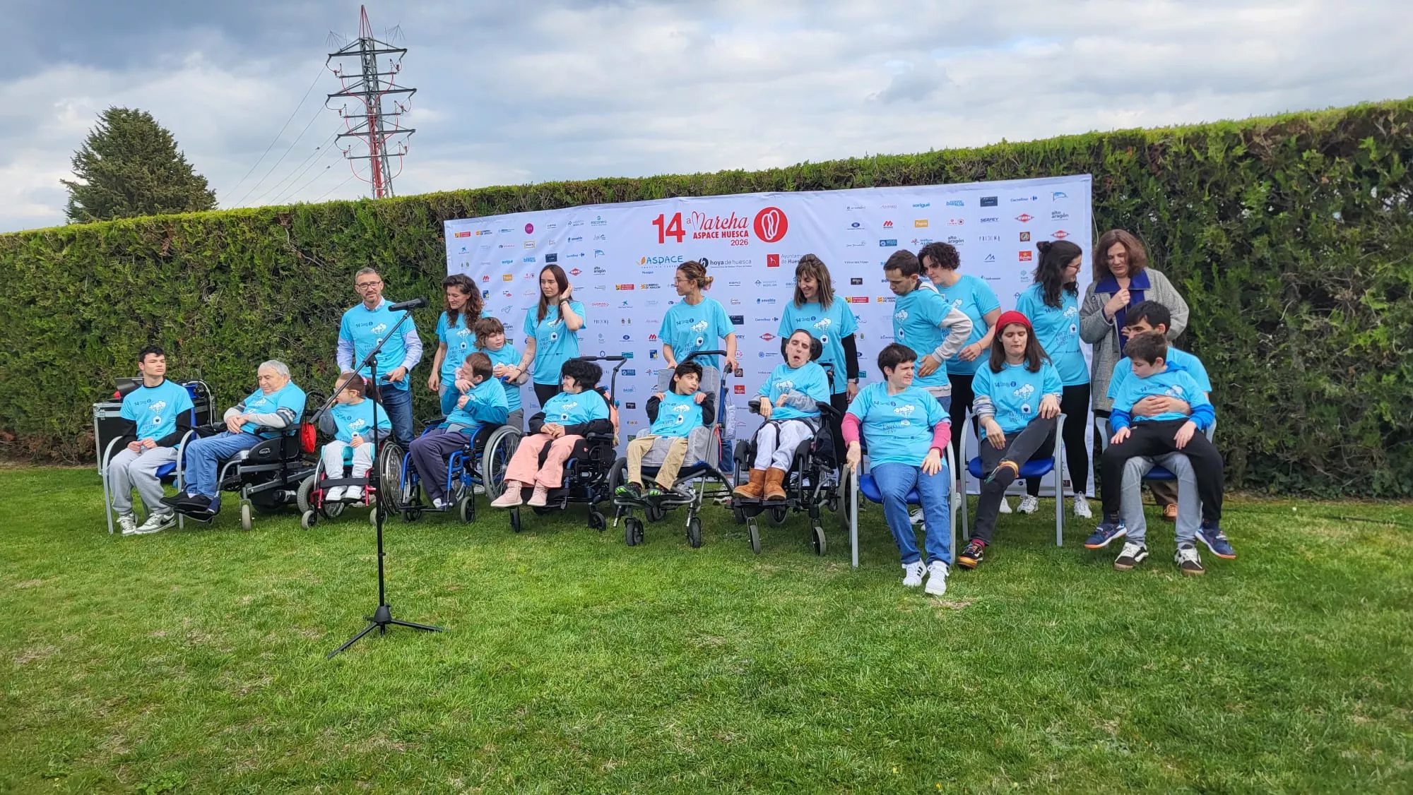 Presentación de la camiseta de la 14 Marcha Aspace Huesca
