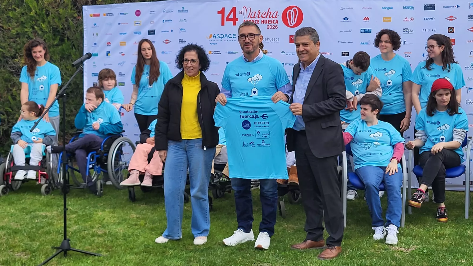 Presentación de la camiseta de la 14 Marcha Aspace Huesca