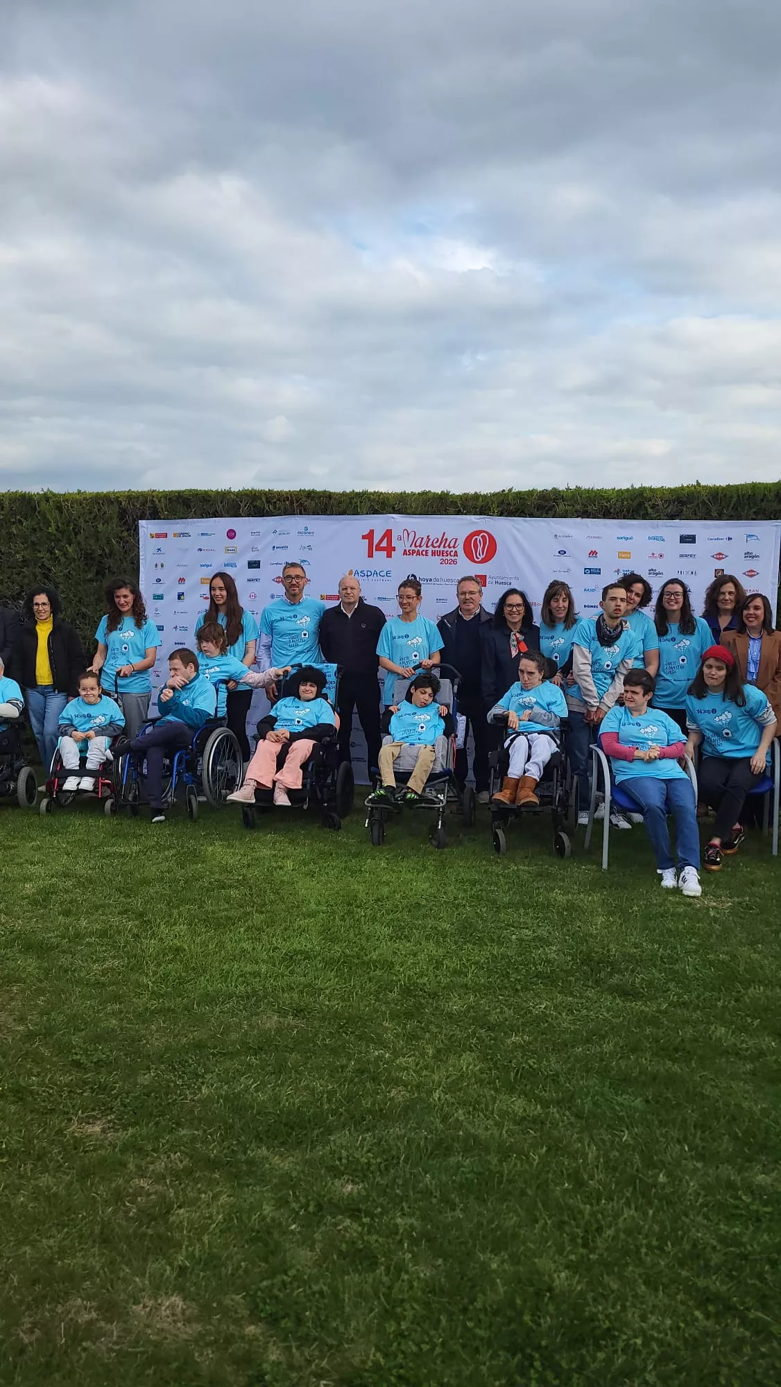 Presentación de la camiseta de la 14 Marcha Aspace Huesca