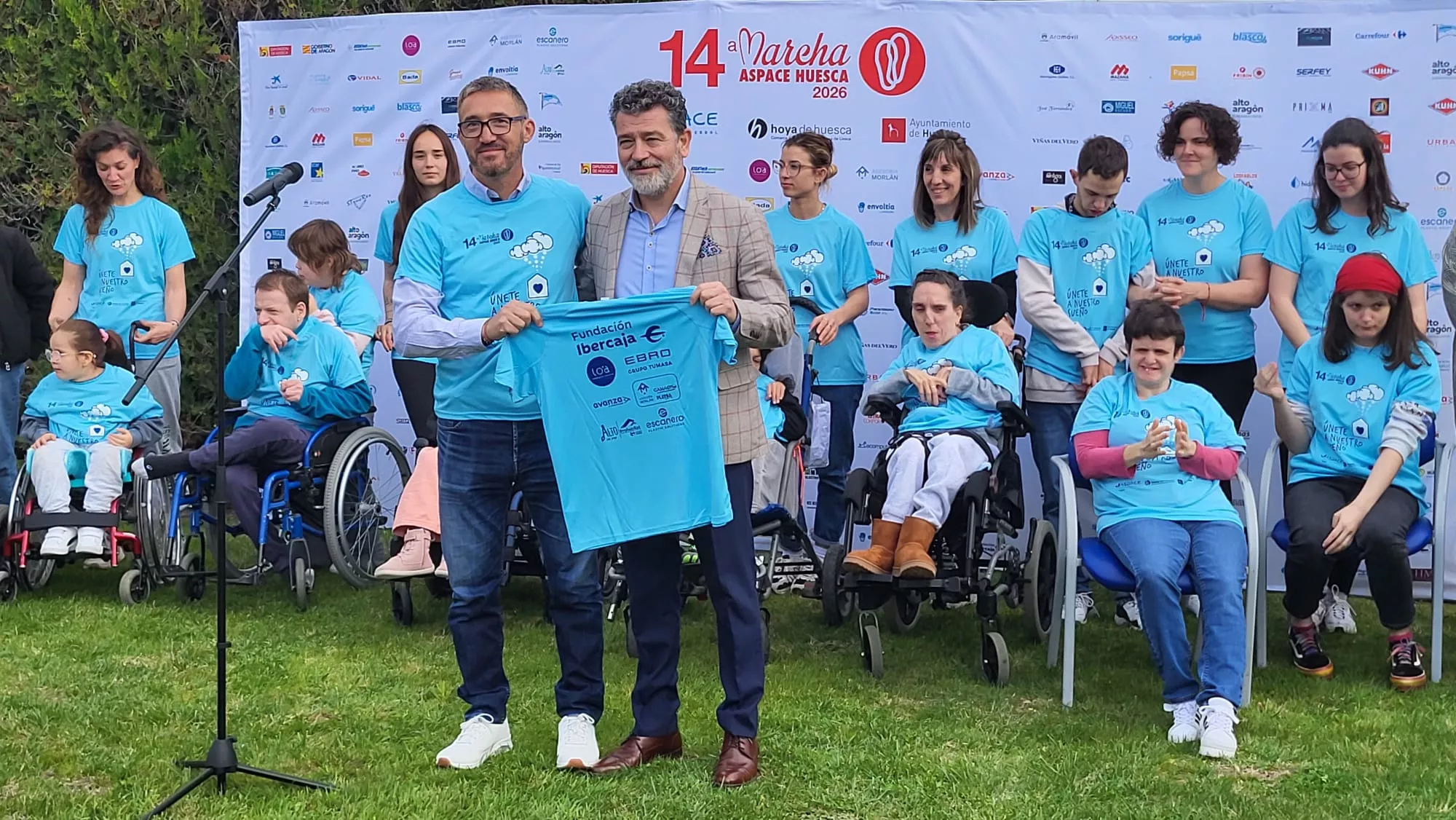 Presentación de la camiseta de la 14 Marcha Aspace Huesca