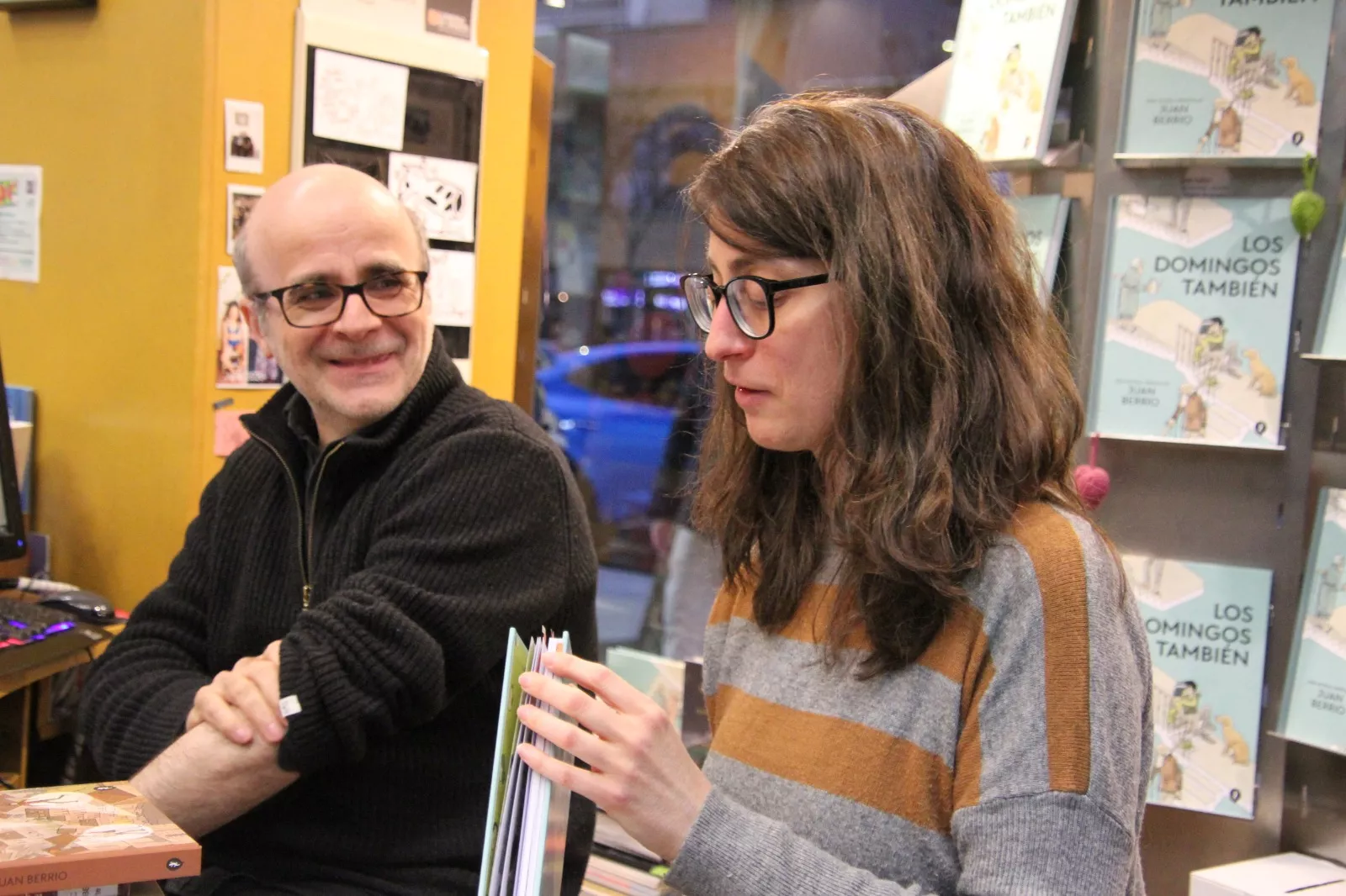 Presentación de 'Los domingos también' de Juan Berrio en la Librería Anónima. Foto Carlos Neofato