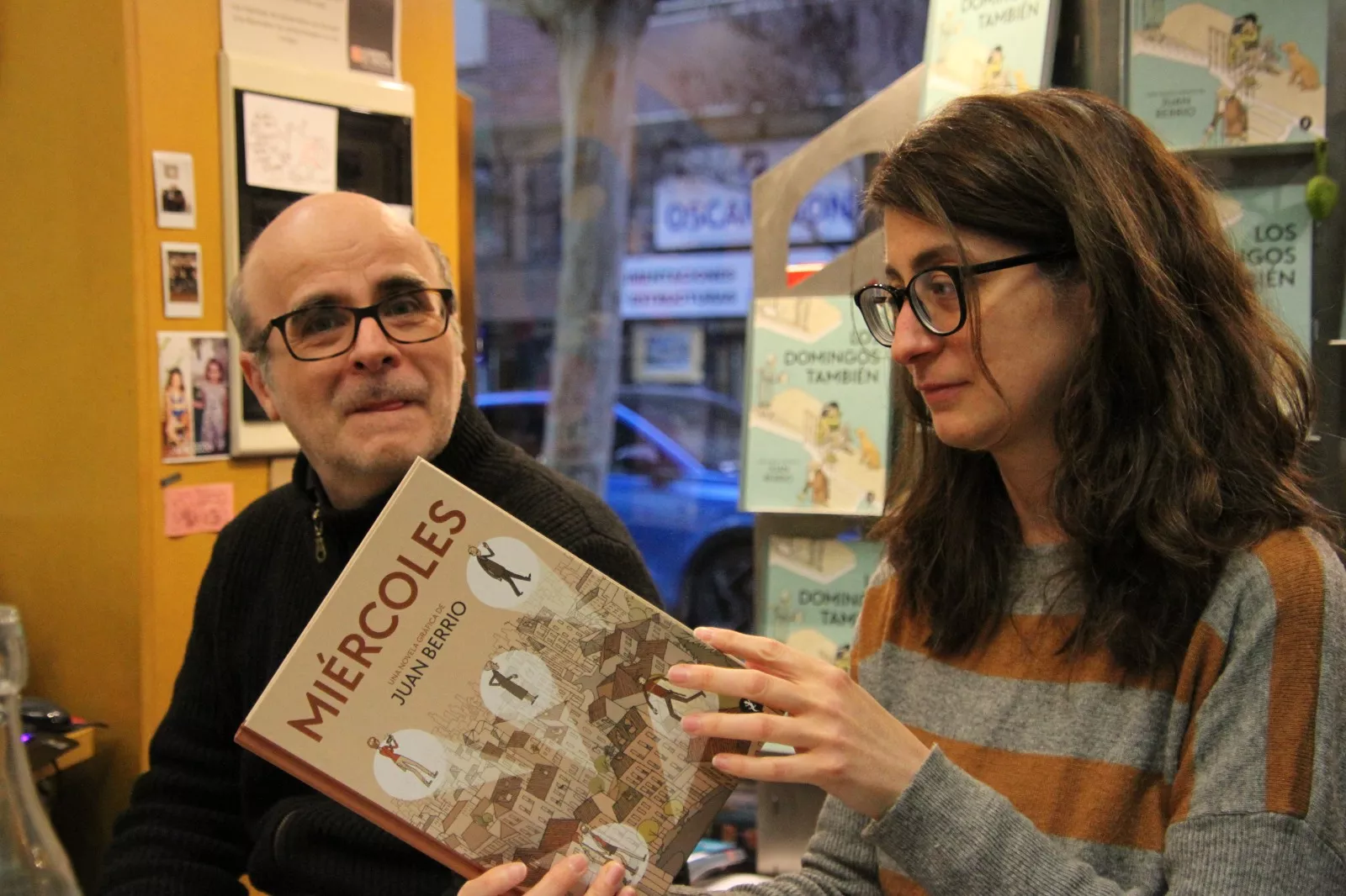 Presentación de 'Los domingos también' de Juan Berrio en la Librería Anónima. Foto Carlos Neofato