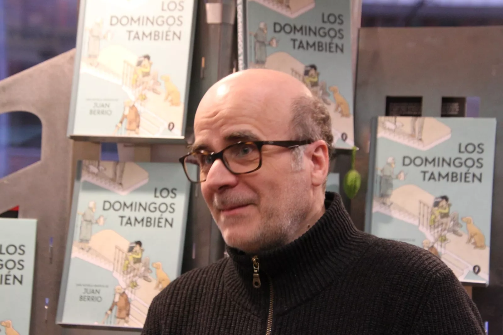 Presentación de 'Los domingos también' de Juan Berrio en la Librería Anónima. Foto Carlos Neofato