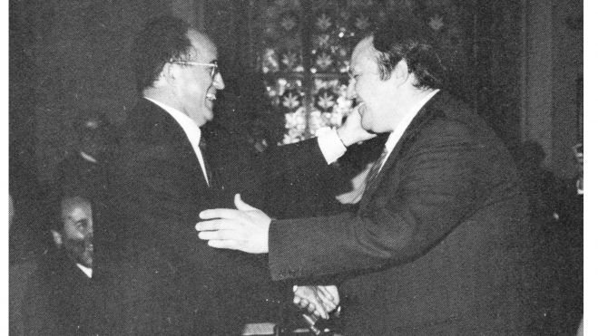 Toño Riva con Hipólito Gómez de las Roces. Foto Carlos Jalle Toño Riva con Hipólito Gómez de las Roces. Foto Carlos Jalle