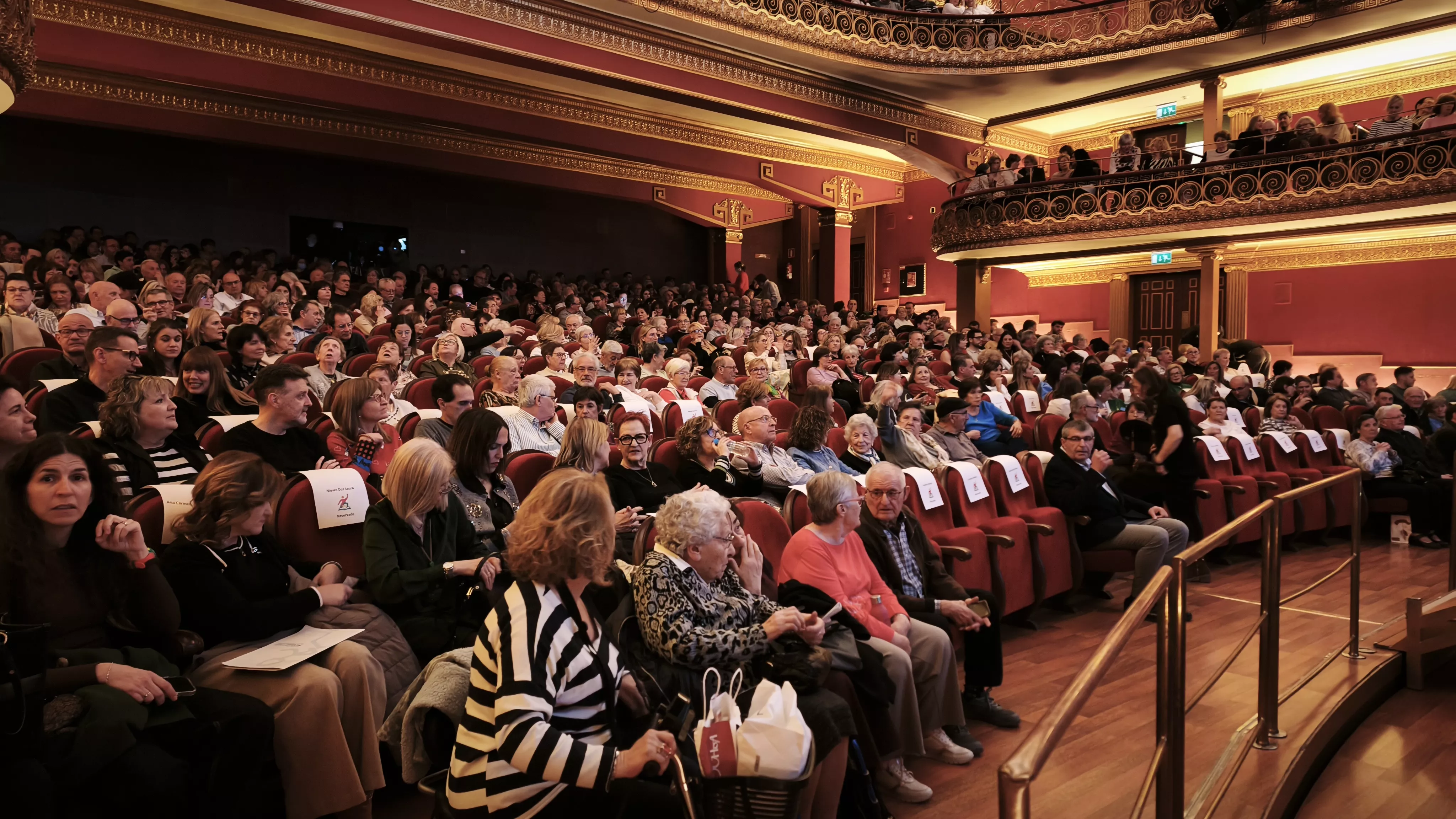 Presentación del libro de Ignacio Almudévar en el Teatro Olimpia. Foto María José Sampietro