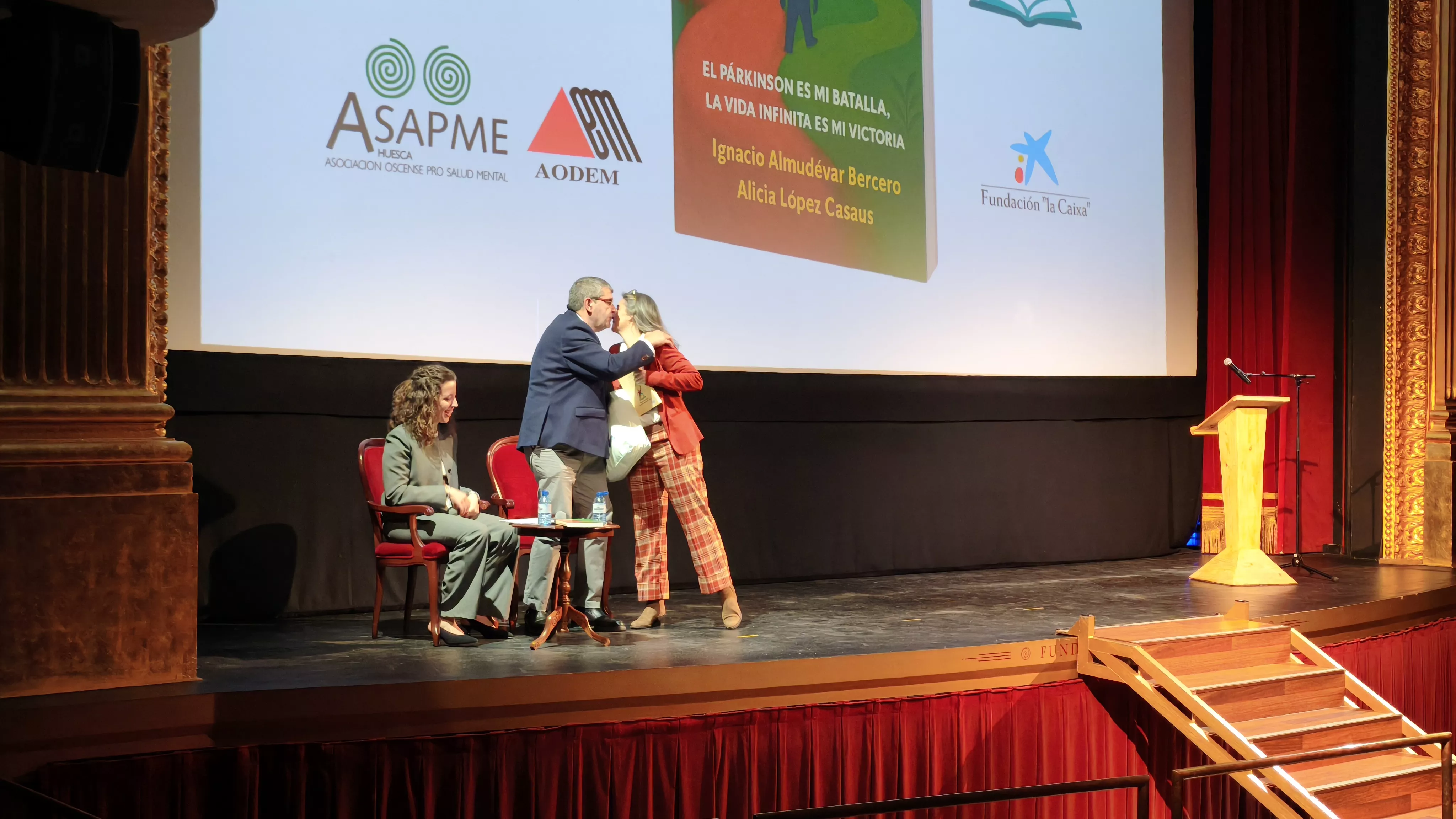 Presentación del libro de Ignacio Almudévar en el Teatro Olimpia. Foto María José Sampietro