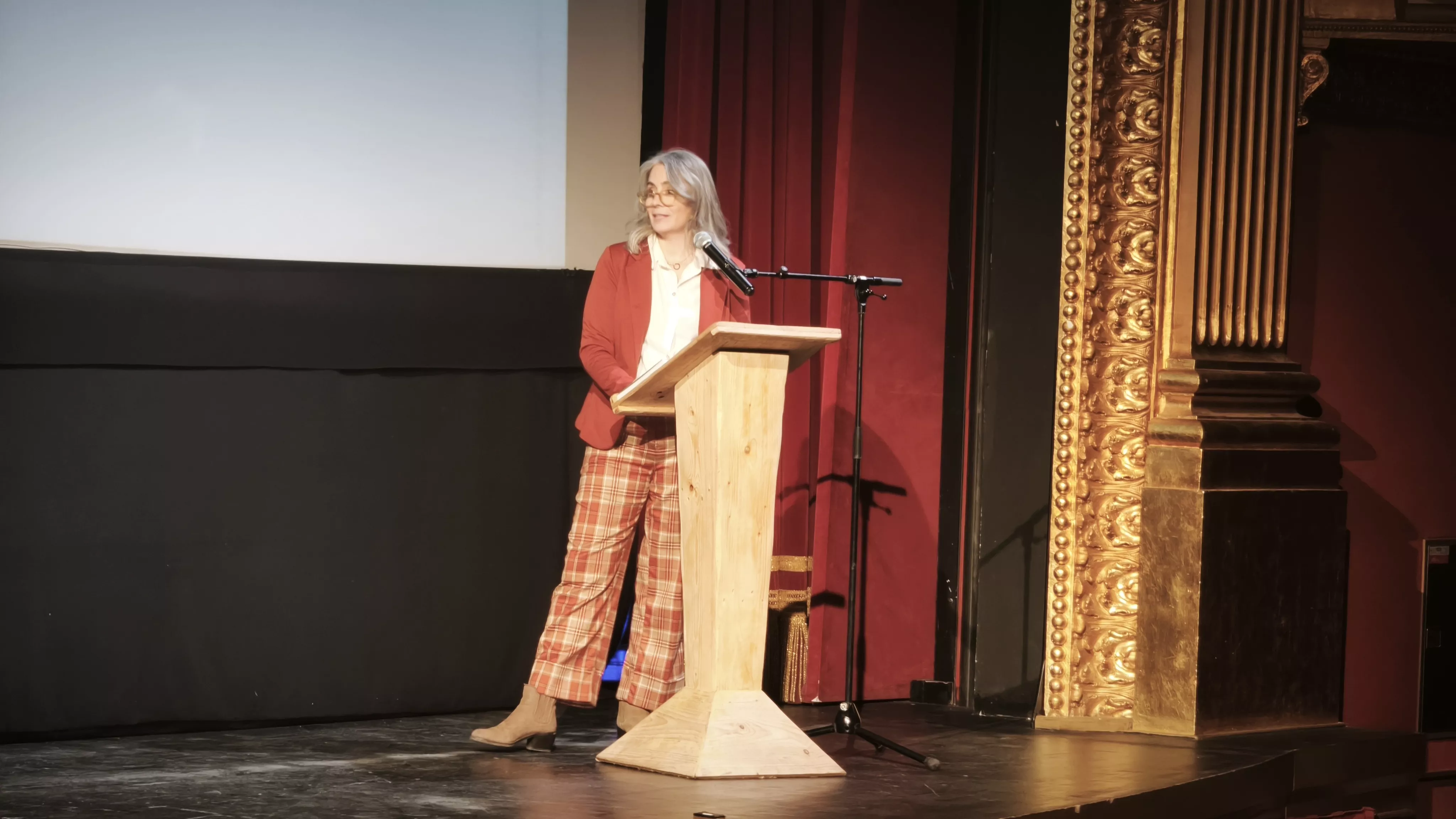Presentación del libro de Ignacio Almudévar en el Teatro Olimpia. Foto María José Sampietro