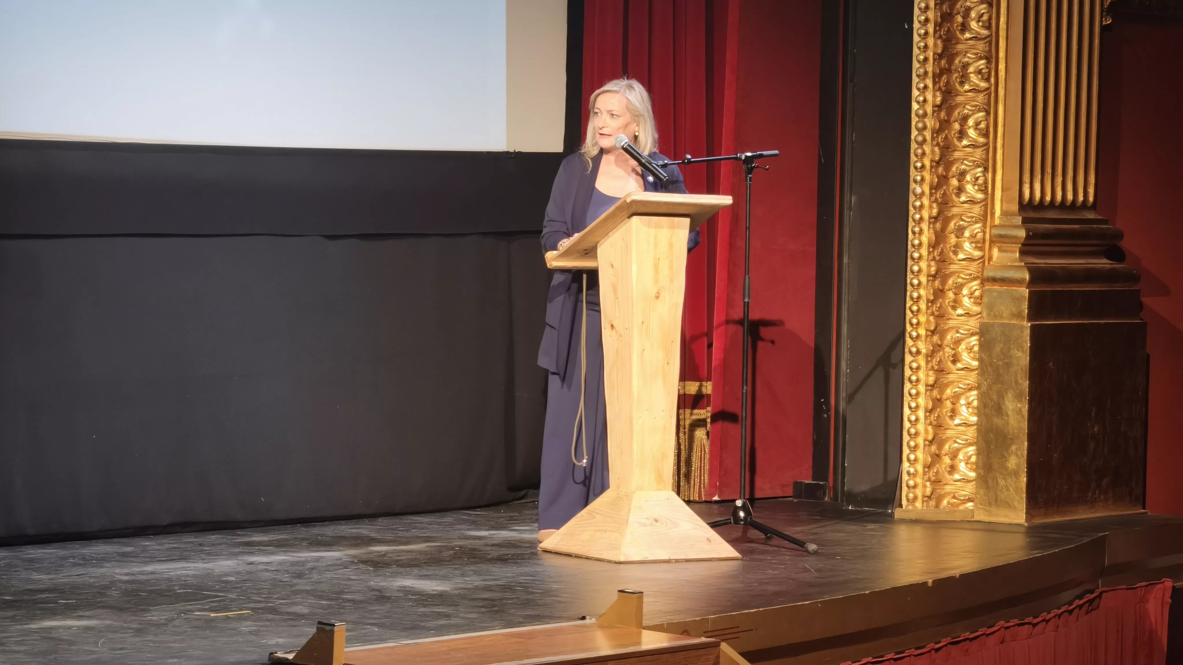 Presentación del libro de Ignacio Almudévar en el Teatro Olimpia. Foto María José Sampietro