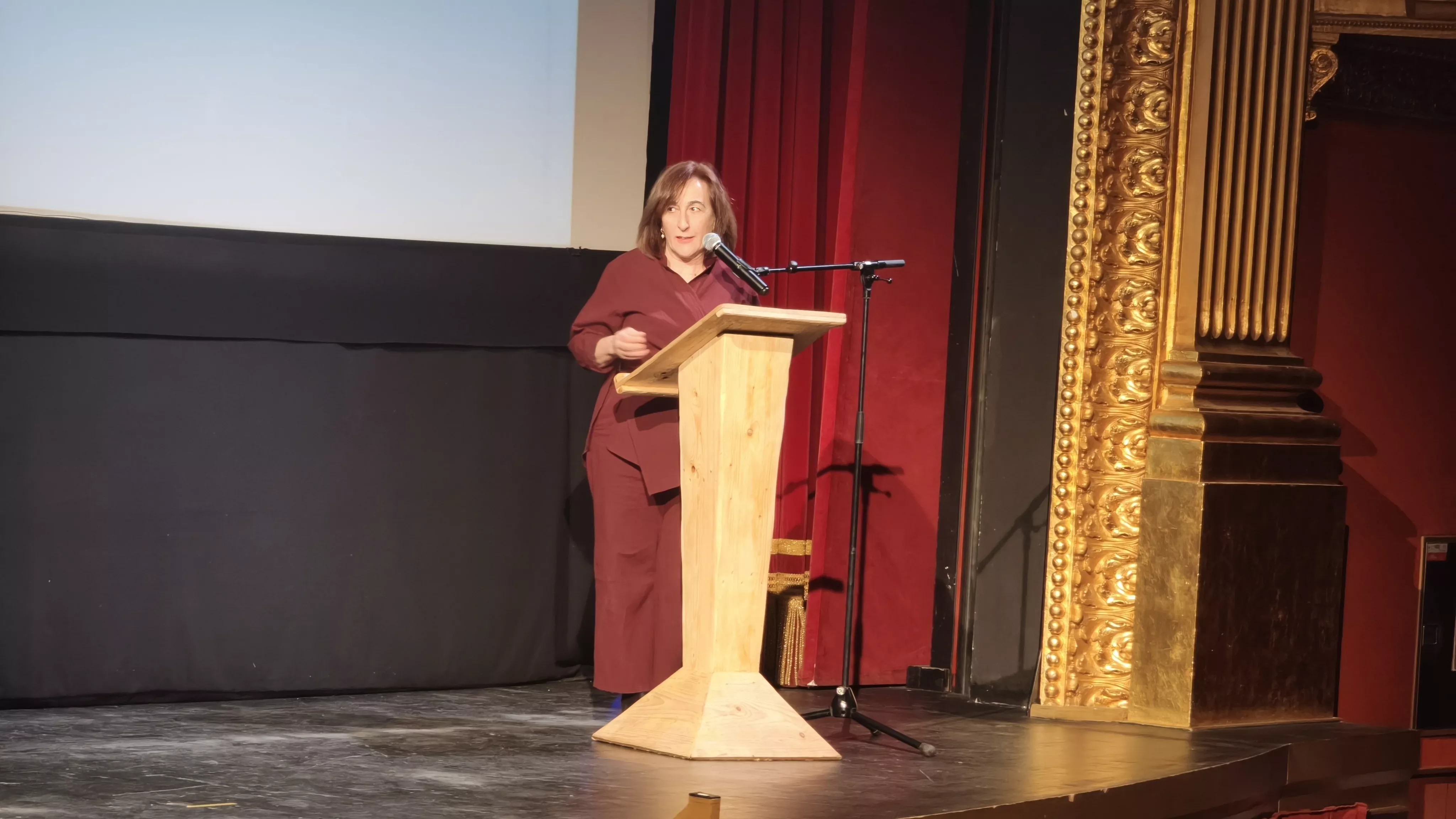 Presentación del libro de Ignacio Almudévar en el Teatro Olimpia. Foto María José Sampietro