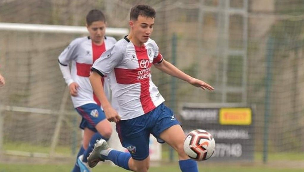 Roberto Martín en un partido con la SD Huesca. Foto: SD Huesca