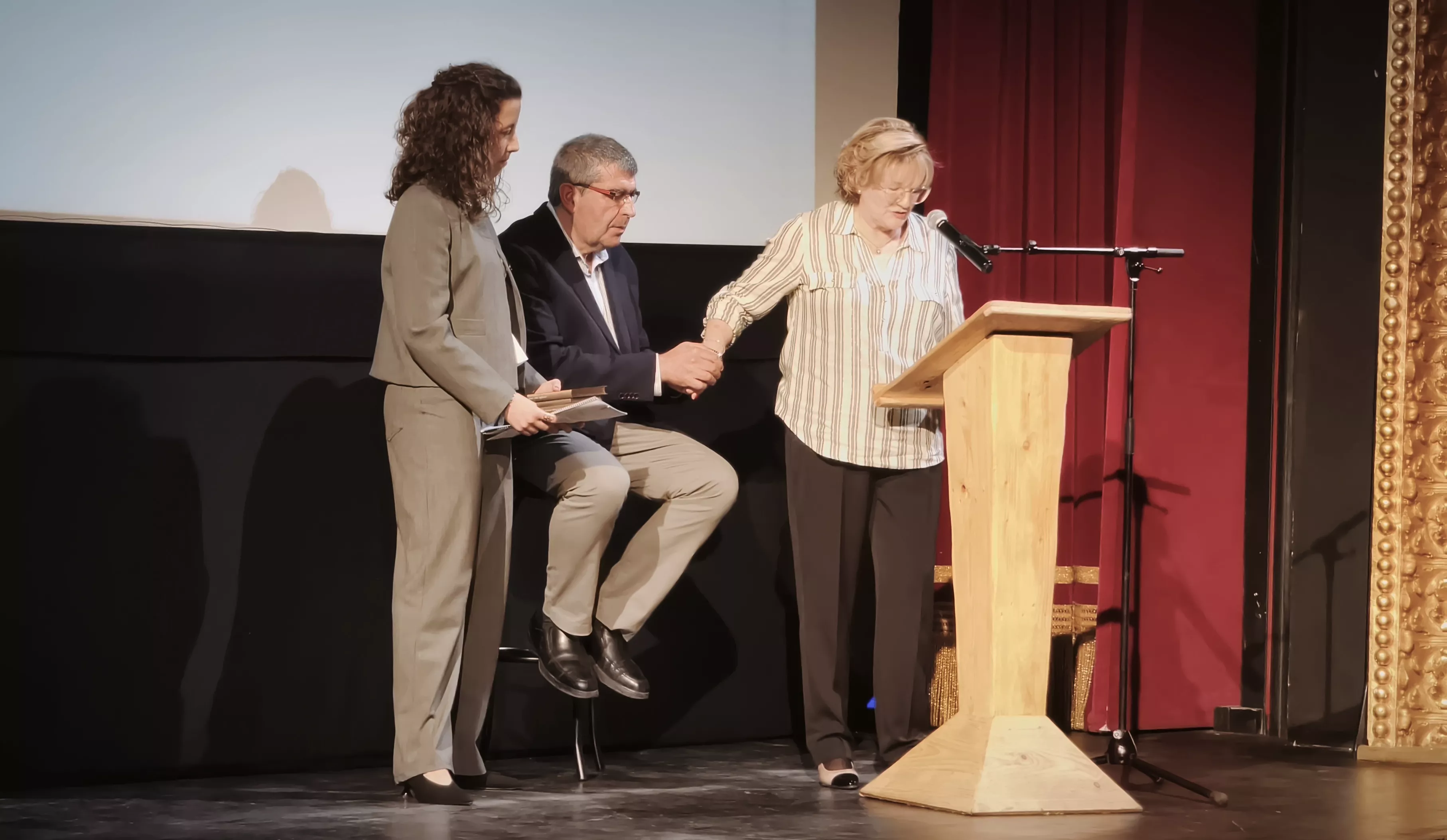 Presentación del libro de Ignacio Almudévar en el Teatro Olimpia. Foto María José Sampietro