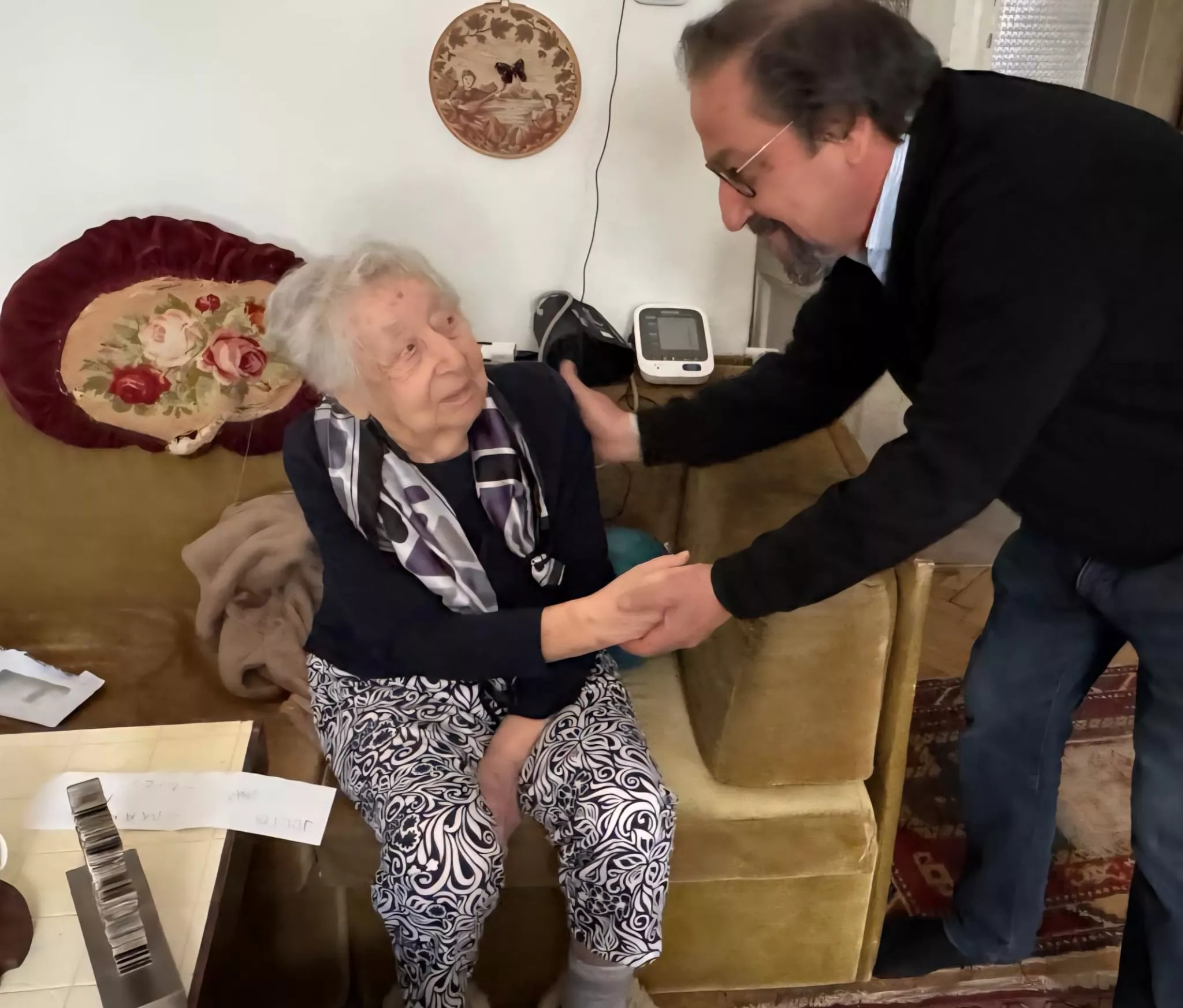 El encuentro de Julio Luzán y Helga Weissová