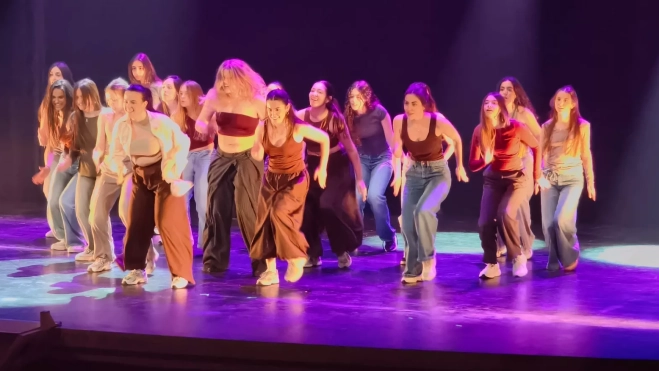 Grupo de danza de Elenco Grupo de danza de Elenco