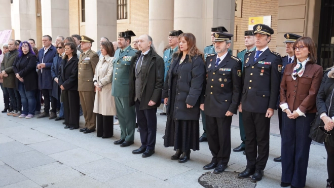Concentración en la Delegación del Gobierno en Aragón, en Zaragoza