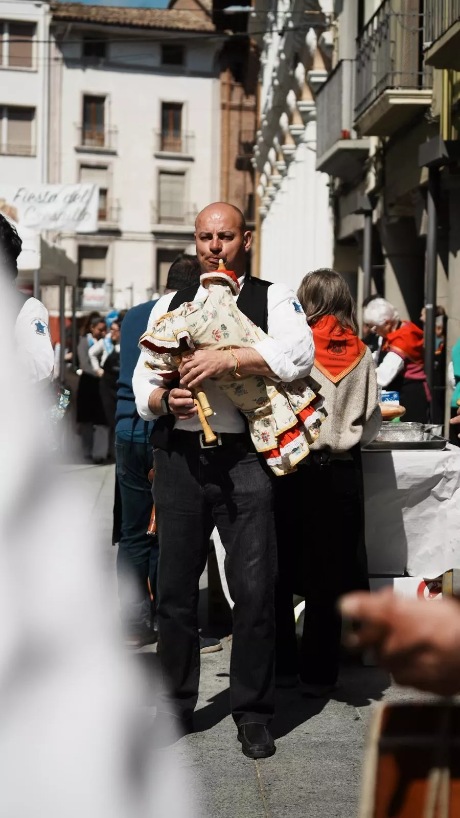 Fiesta del Crespillo de Barbastro. Foto Javi Guiral/Stendhal Estudio