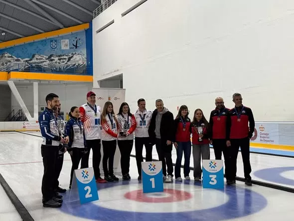 Podio final del campeonato con doble presencia jaquesa.