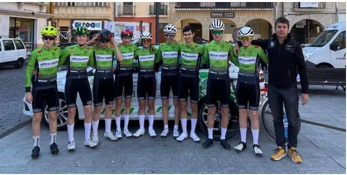 Cadetes del CC Oscense en Estella.