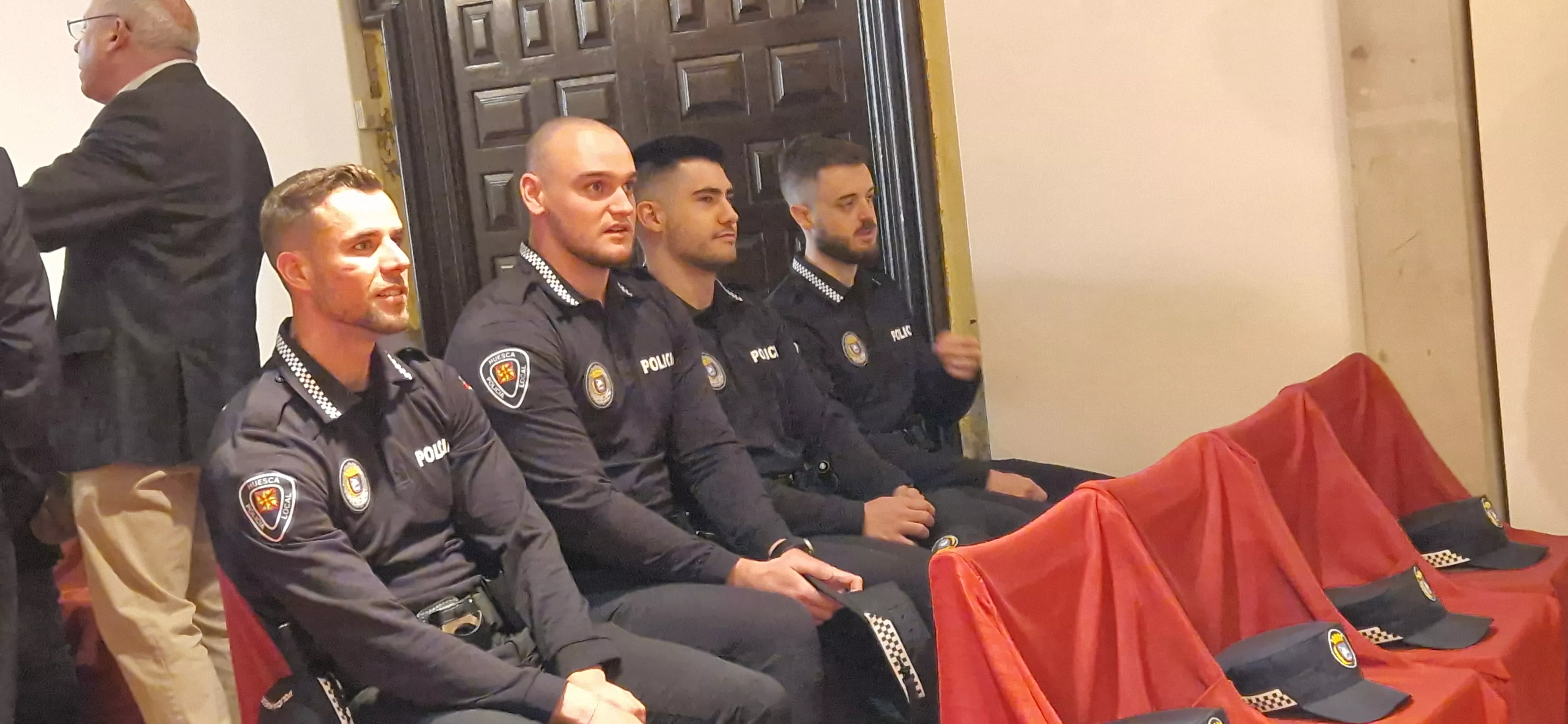 Incorporación de ocho nuevos agentes a la Policía Local de Huesca. Foto Myriam Martínez
