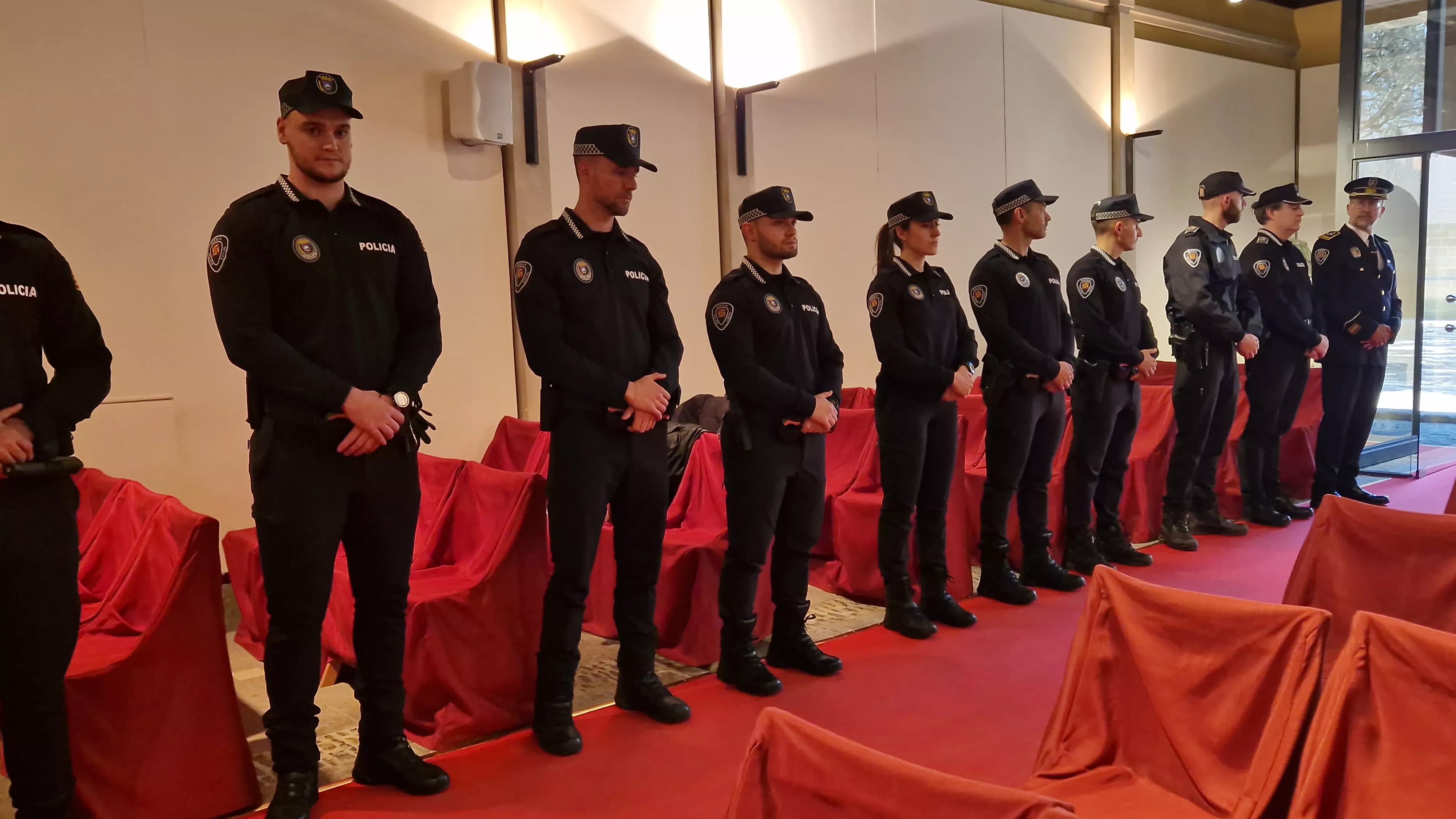 Incorporación de ocho nuevos agentes a la Policía Local de Huesca. Foto Myriam Martínez