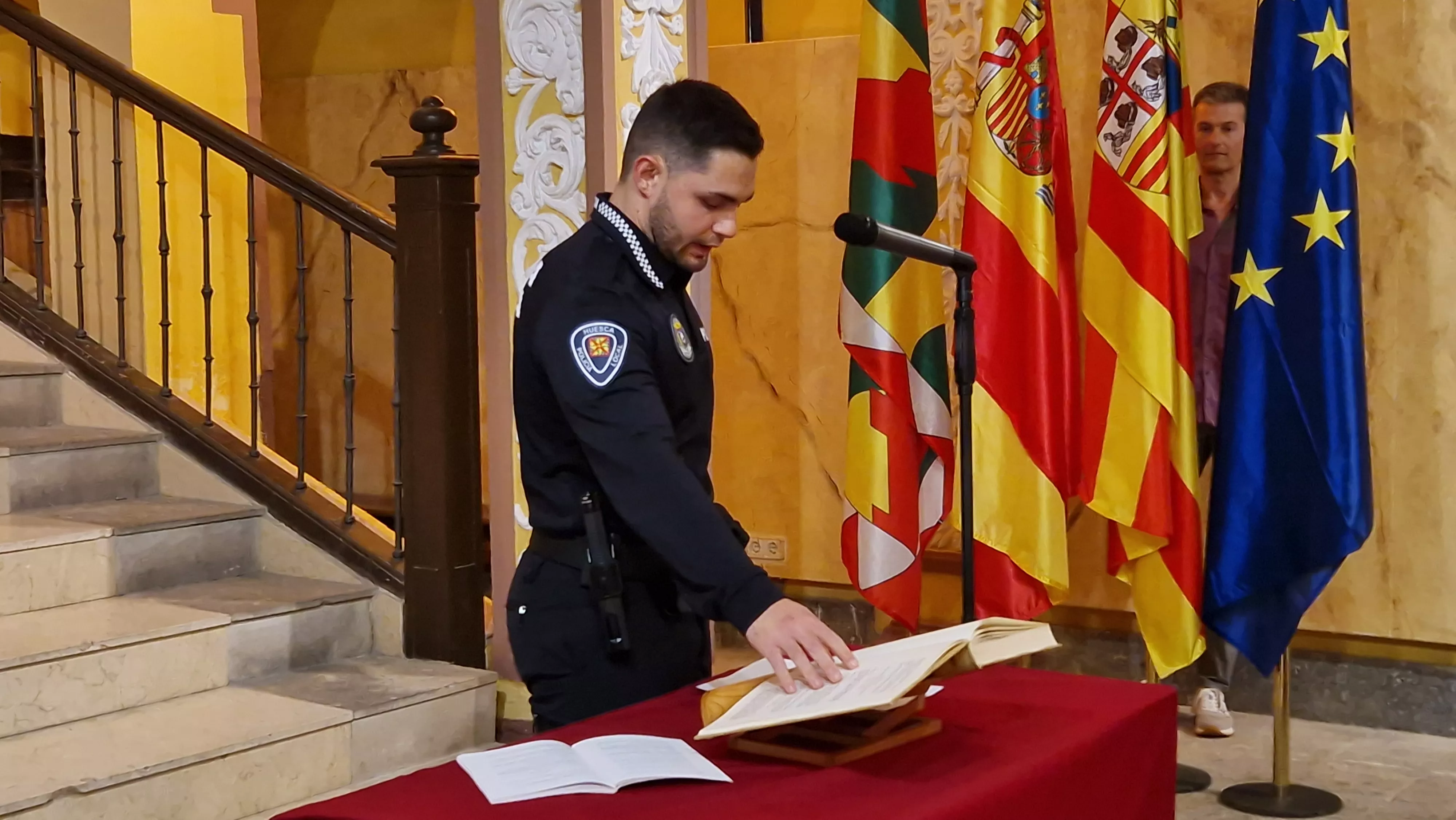 Incorporación de ocho nuevos agentes a la Policía Local de Huesca. Foto Myriam Martínez